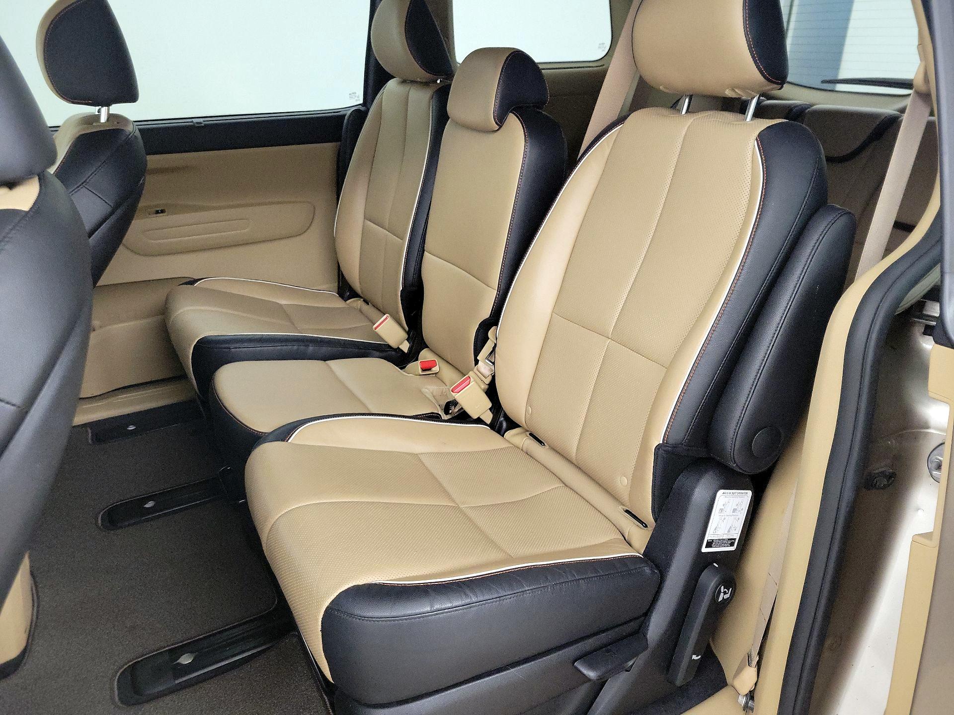 Thumbnail: 2017 Kia Sedona - 19