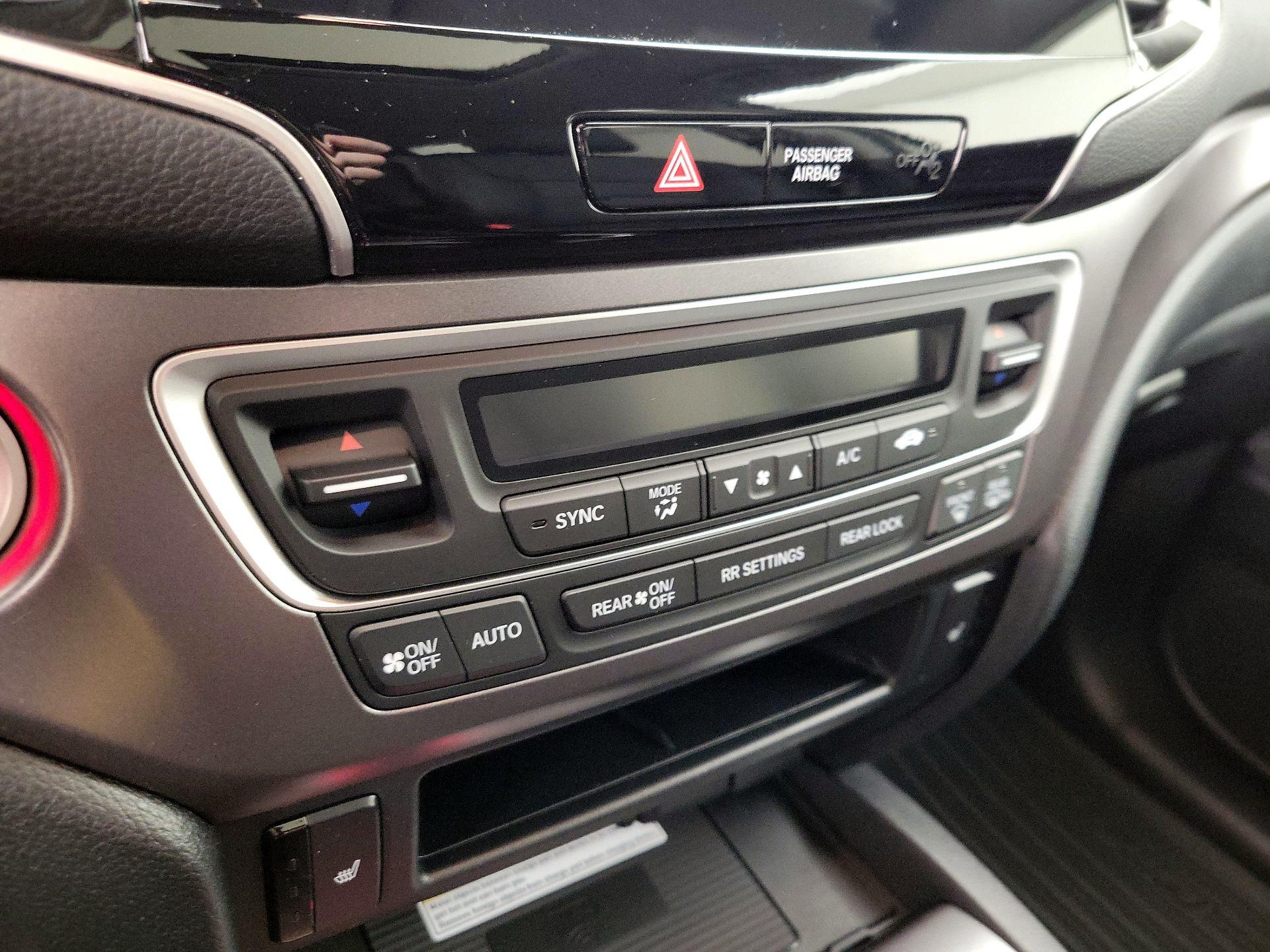 Thumbnail: 2021 Honda Pilot - 16
