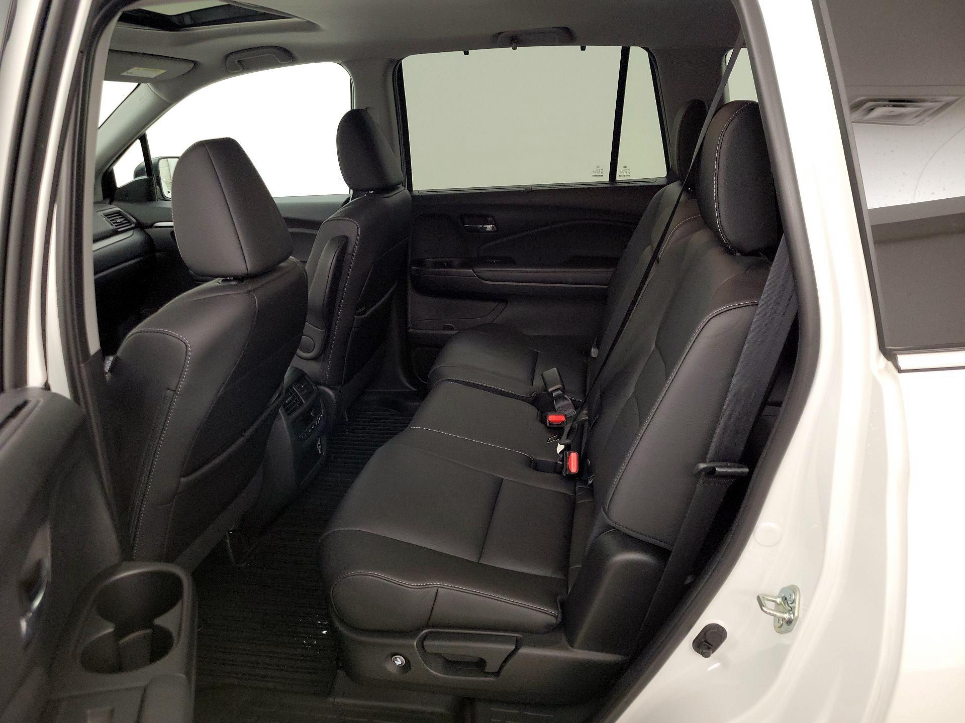 Thumbnail: 2021 Honda Pilot - 20