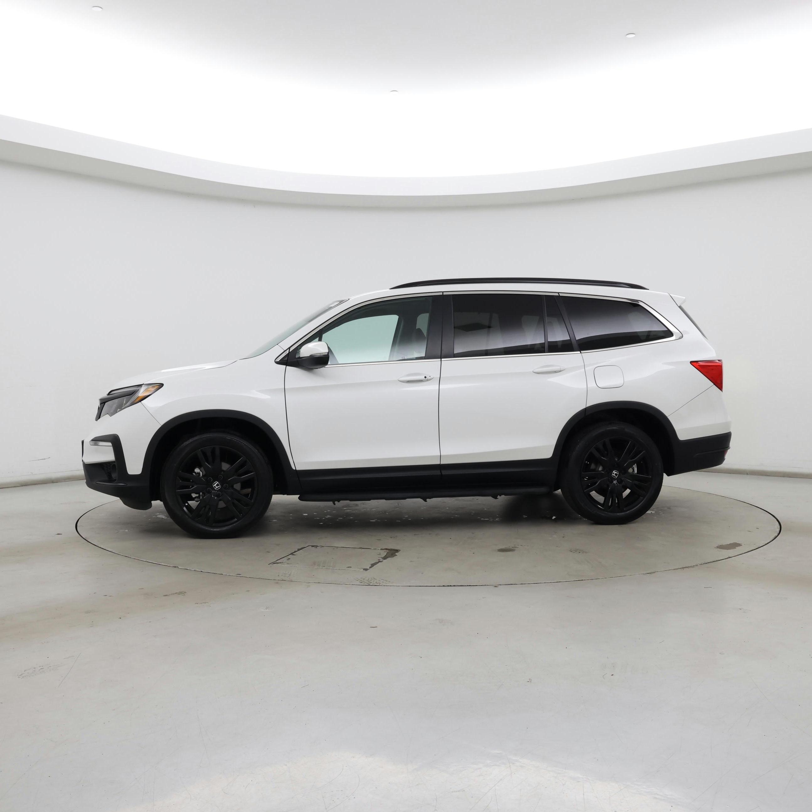 Thumbnail: 2021 Honda Pilot - 3