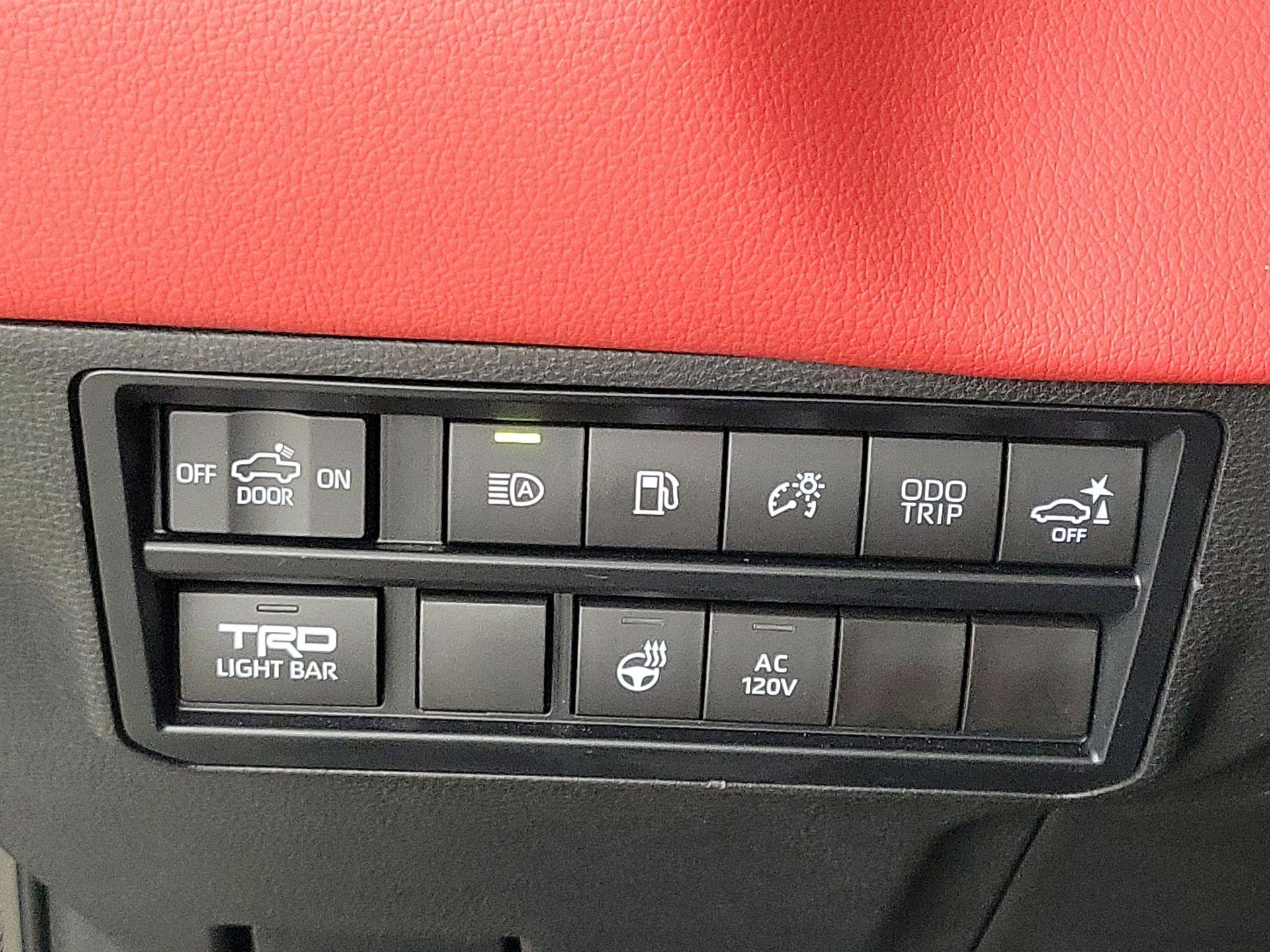 Thumbnail: 2023 Toyota Tundra - 13