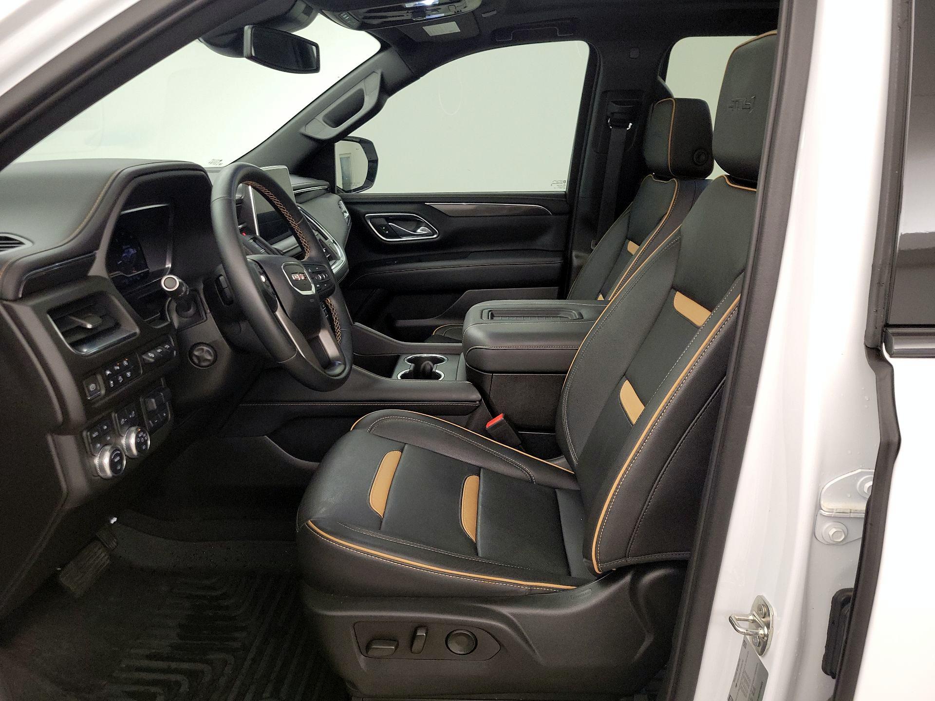 Thumbnail: 2023 GMC Yukon XL - 11