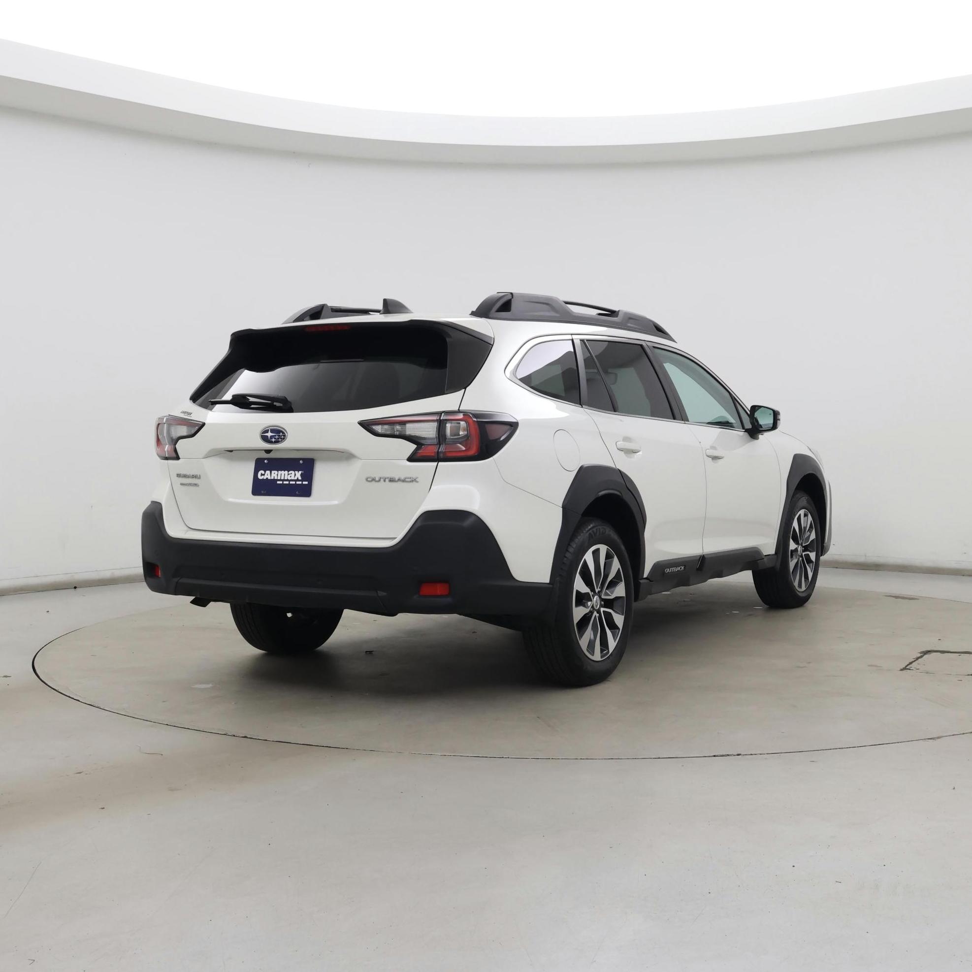 Thumbnail: 2023 Subaru Outback - 8