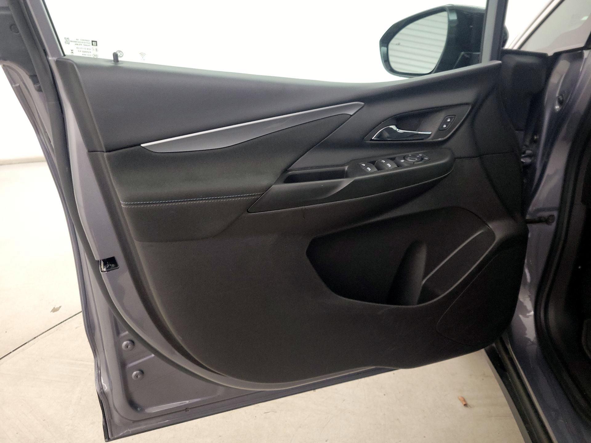 Thumbnail: 2023 Chevrolet Bolt EV - 12