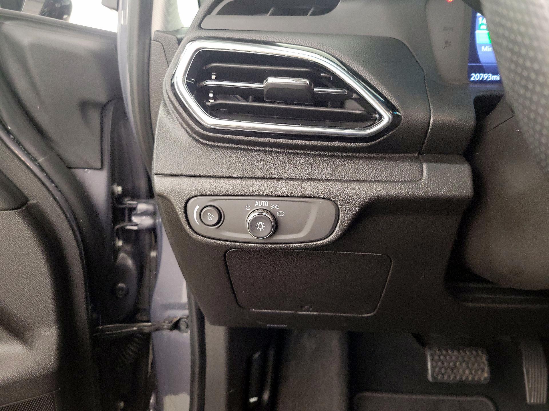 Thumbnail: 2023 Chevrolet Bolt EV - 13