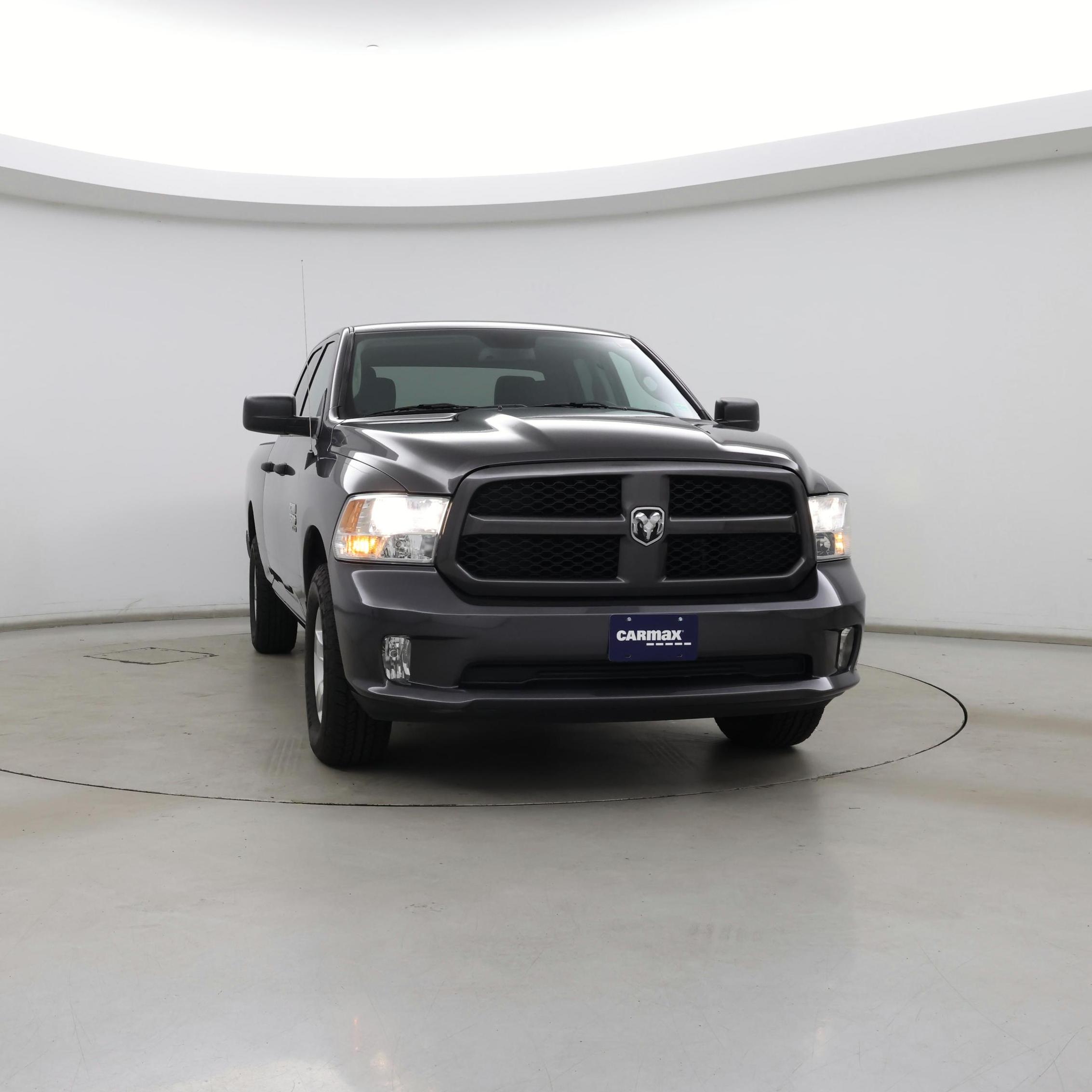 Thumbnail: 2019 RAM 1500 Classic - 5