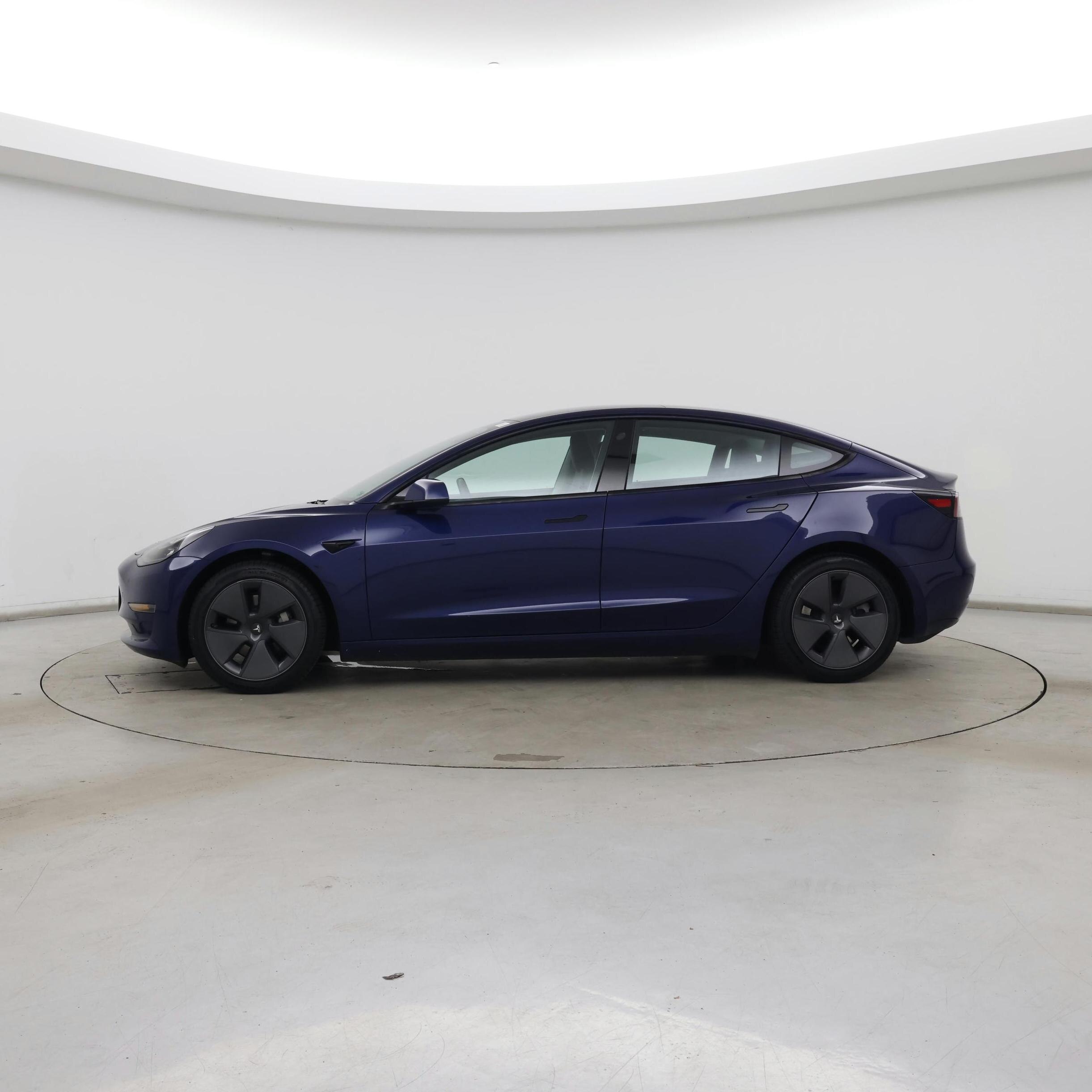 Thumbnail: 2023 Tesla Model 3 - 3