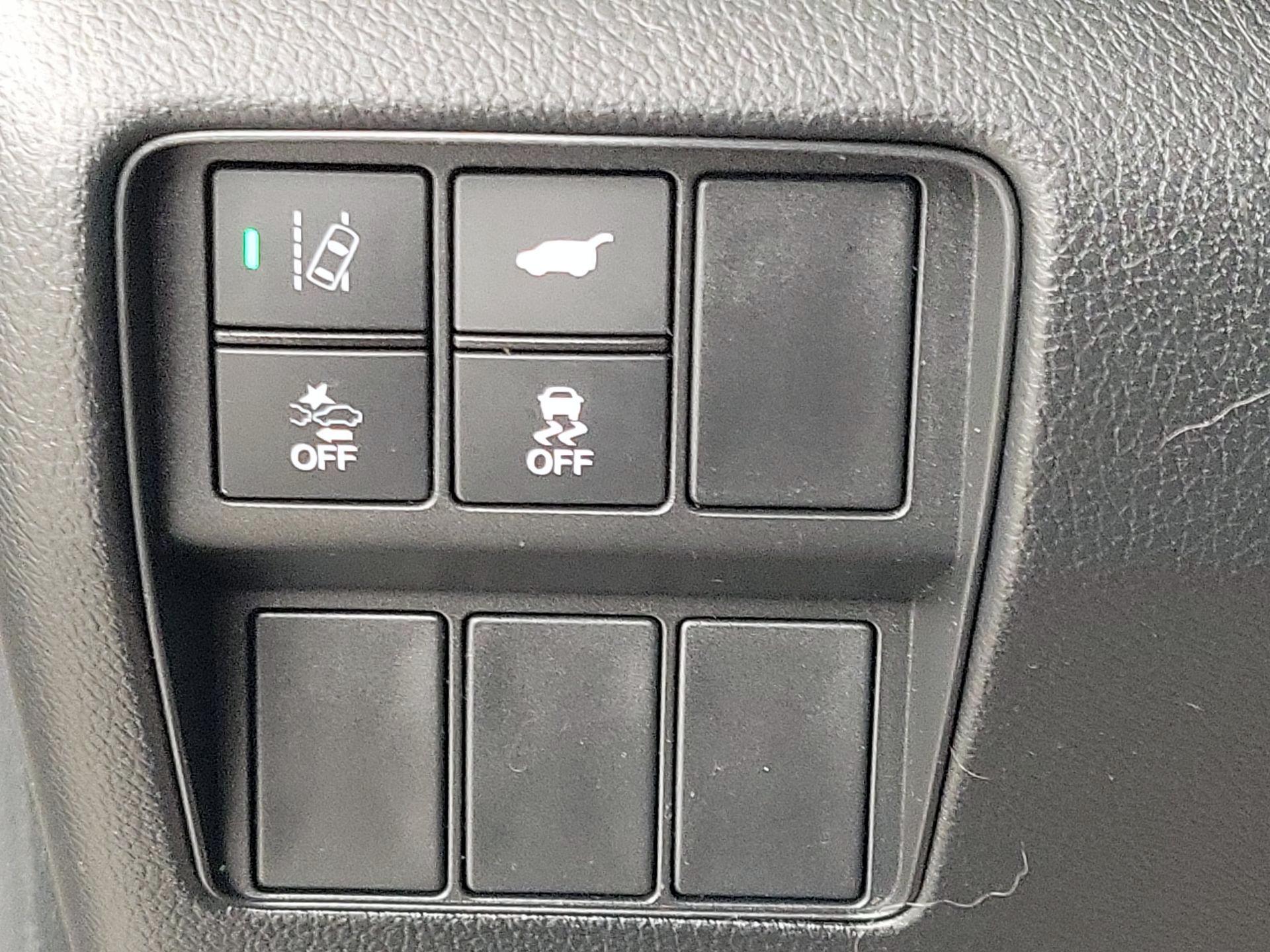 Thumbnail: 2018 Honda CR-V - 13