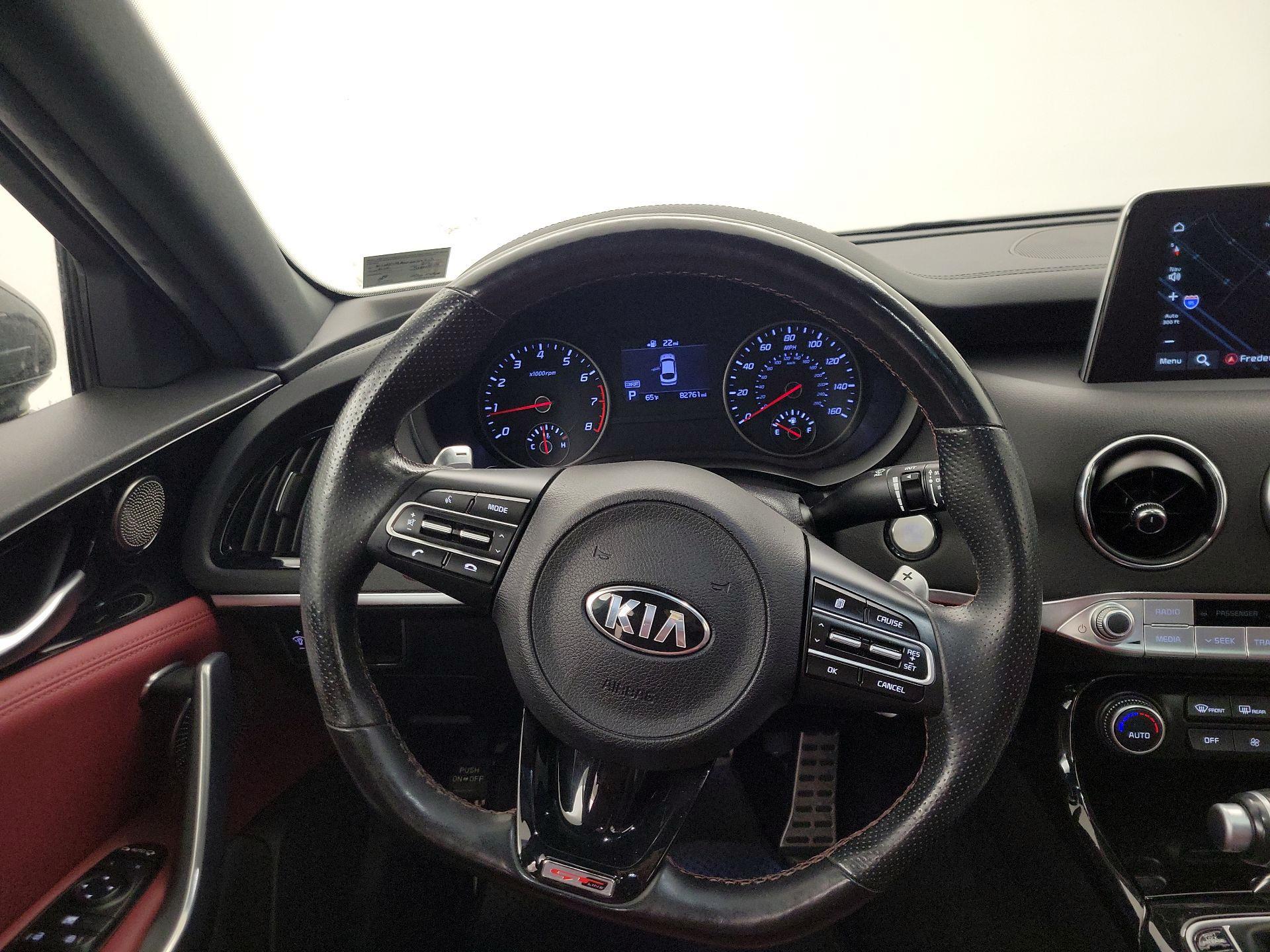 Thumbnail: 2020 Kia Stinger - 10