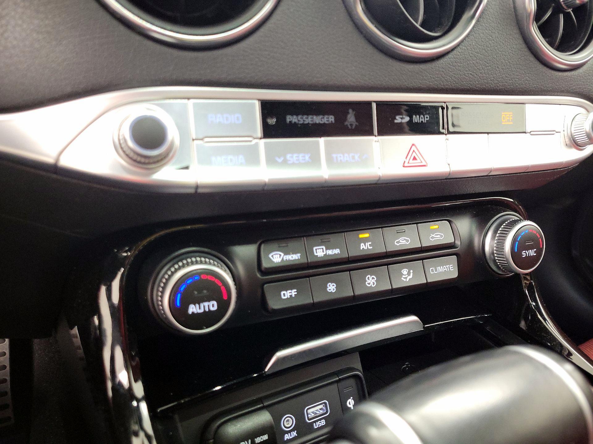 Thumbnail: 2020 Kia Stinger - 17