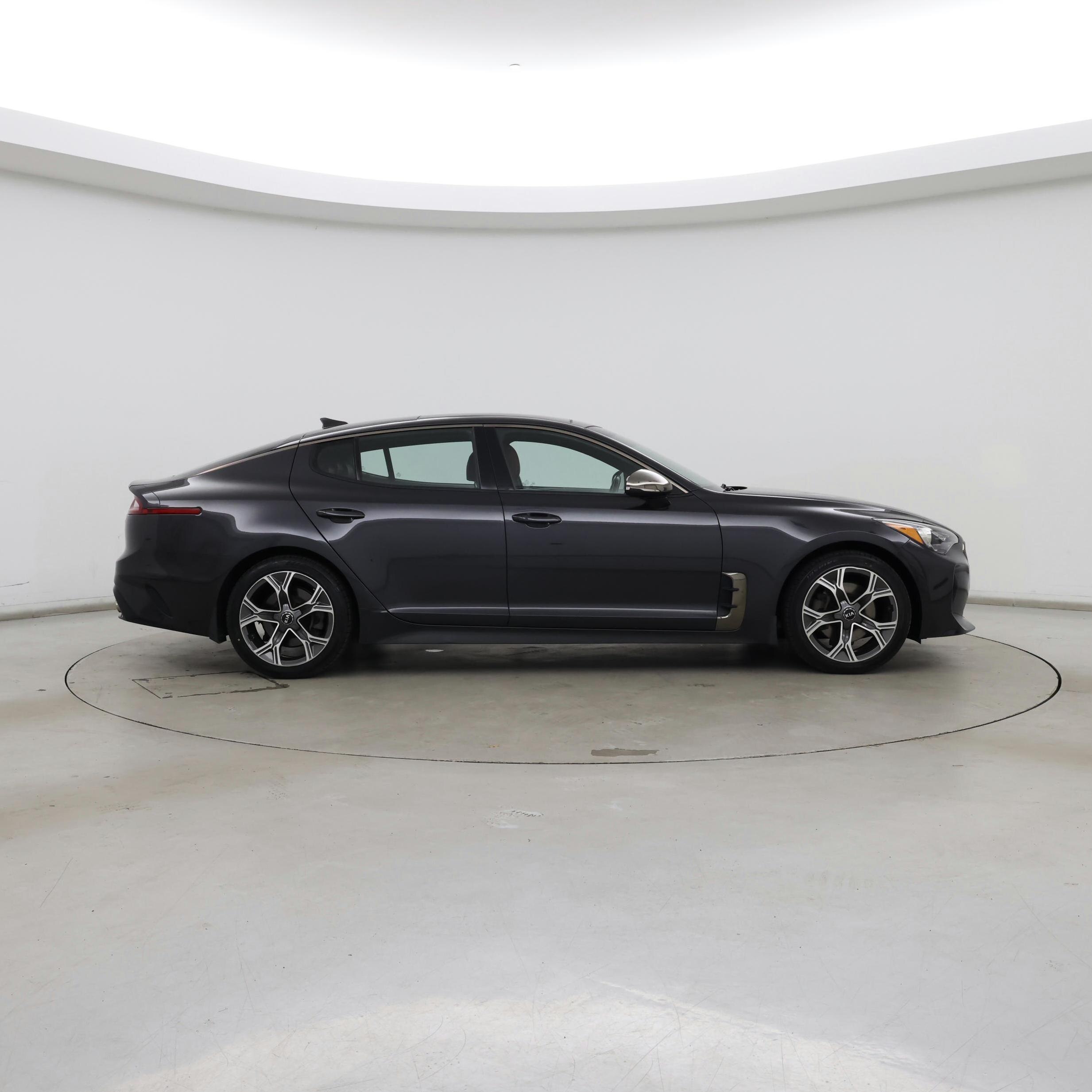 Thumbnail: 2020 Kia Stinger - 7