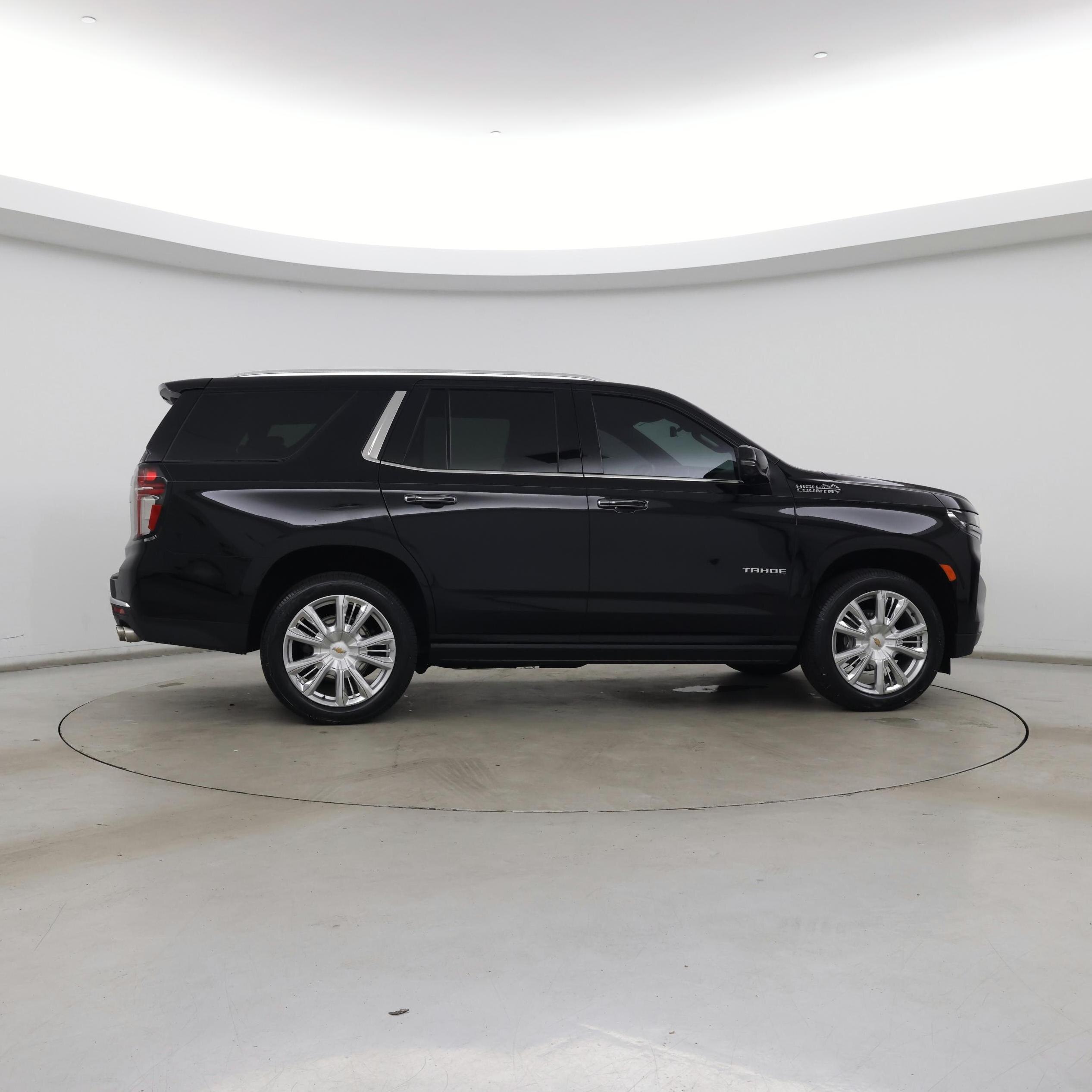 Thumbnail: 2021 Chevrolet Tahoe - 7