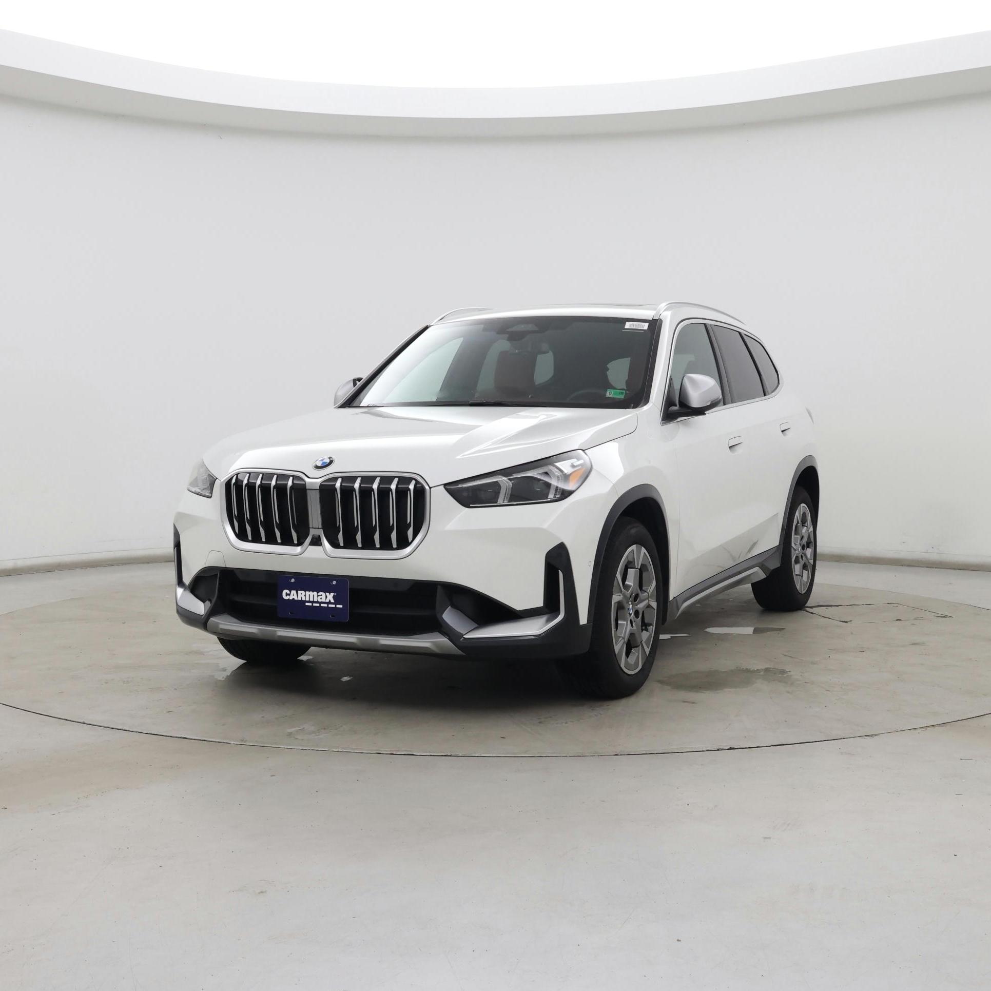 Thumbnail: 2023 BMW X1 - 4