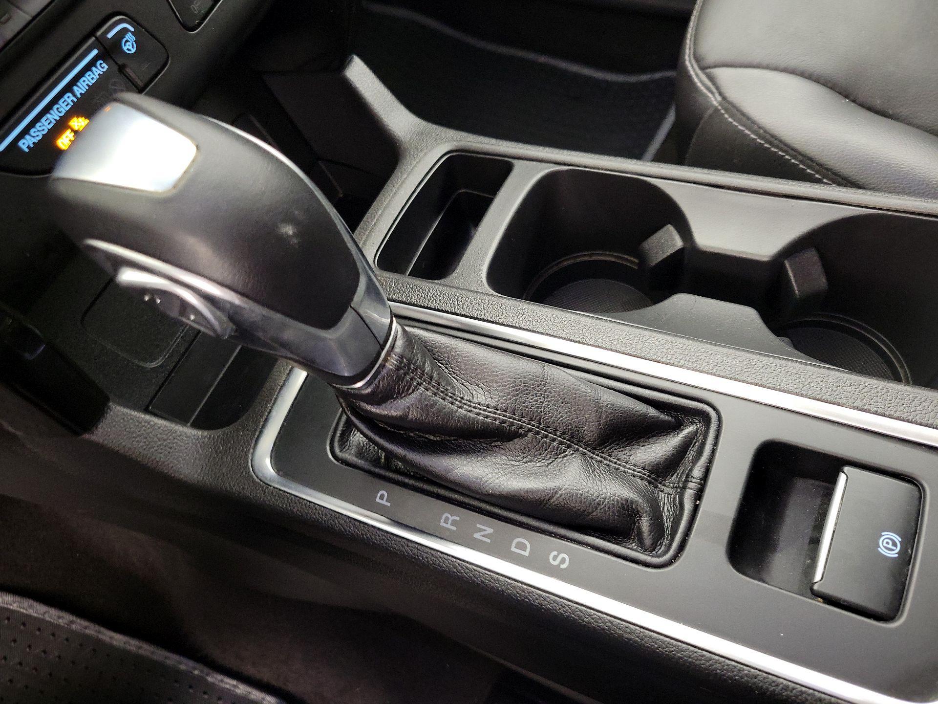 Thumbnail: 2019 Ford Escape - 18