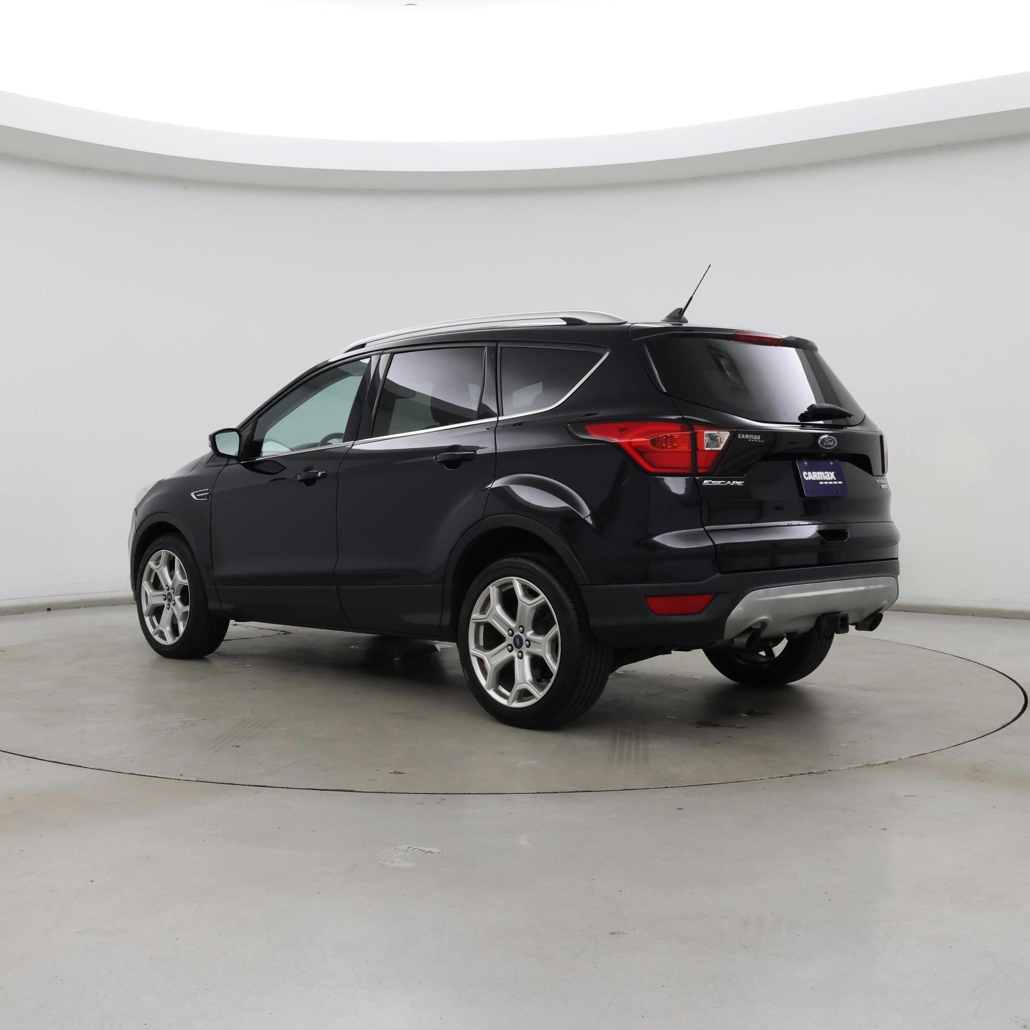 Thumbnail: 2019 Ford Escape - 2