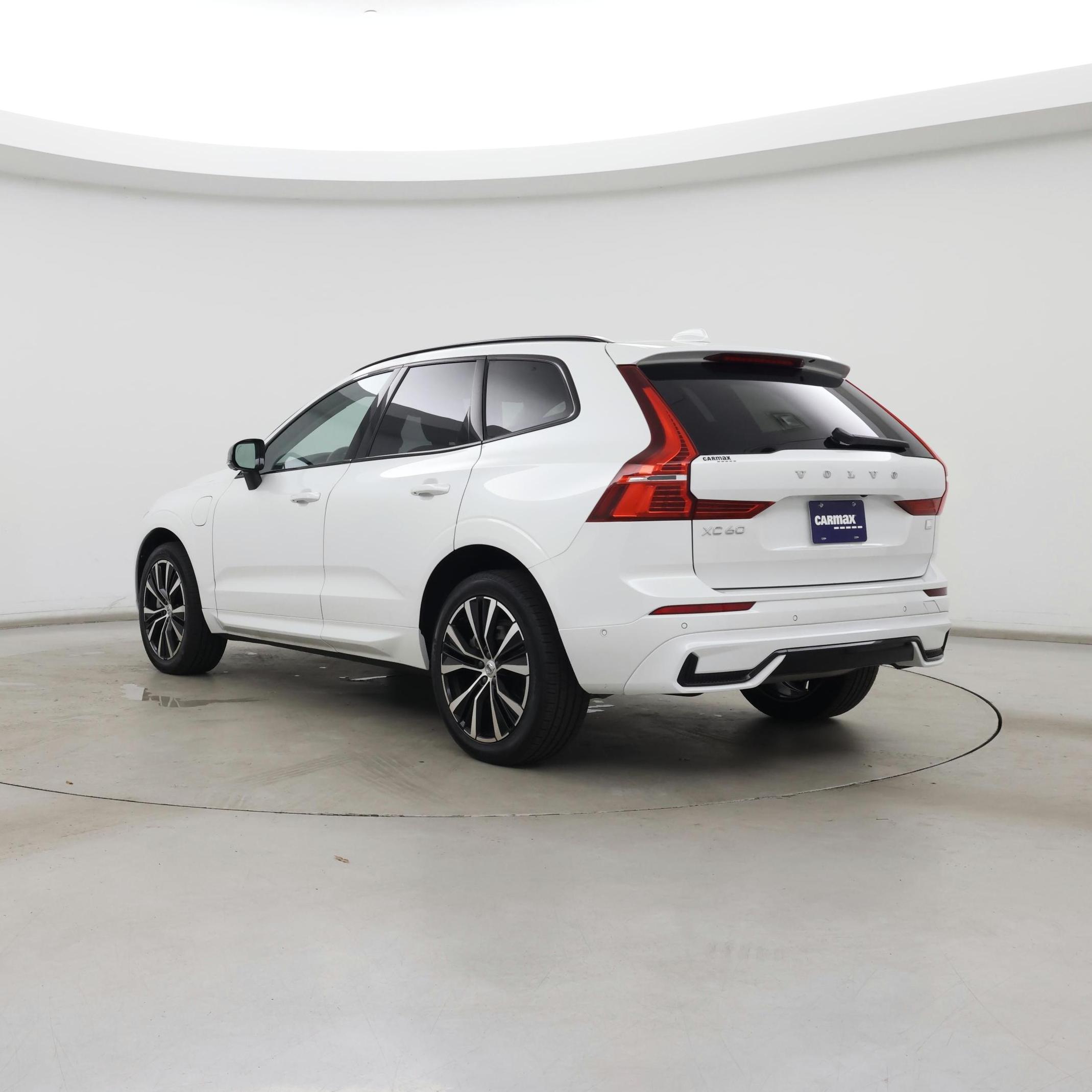 Thumbnail: 2023 Volvo XC60 - 2