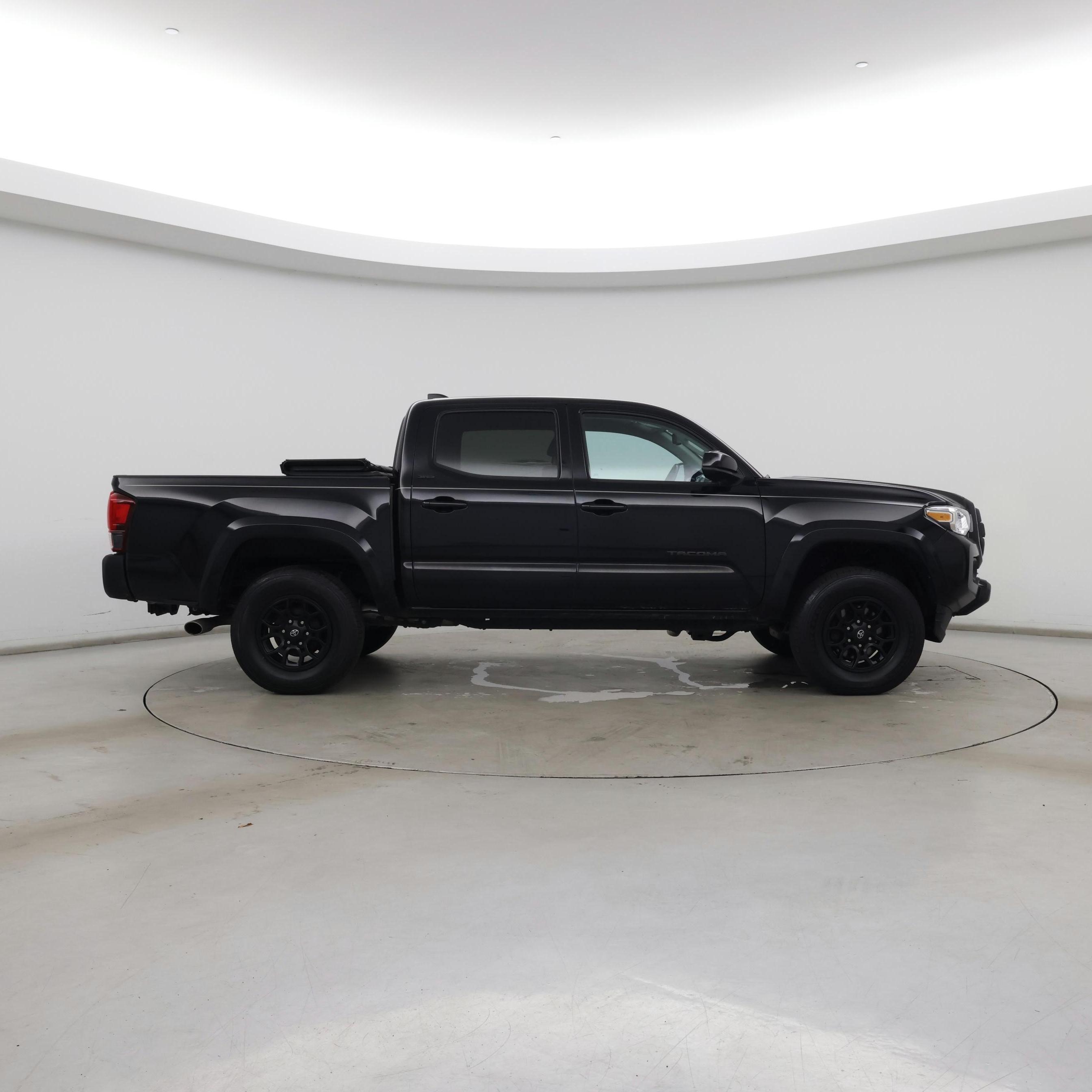 Thumbnail: 2022 Toyota Tacoma - 7