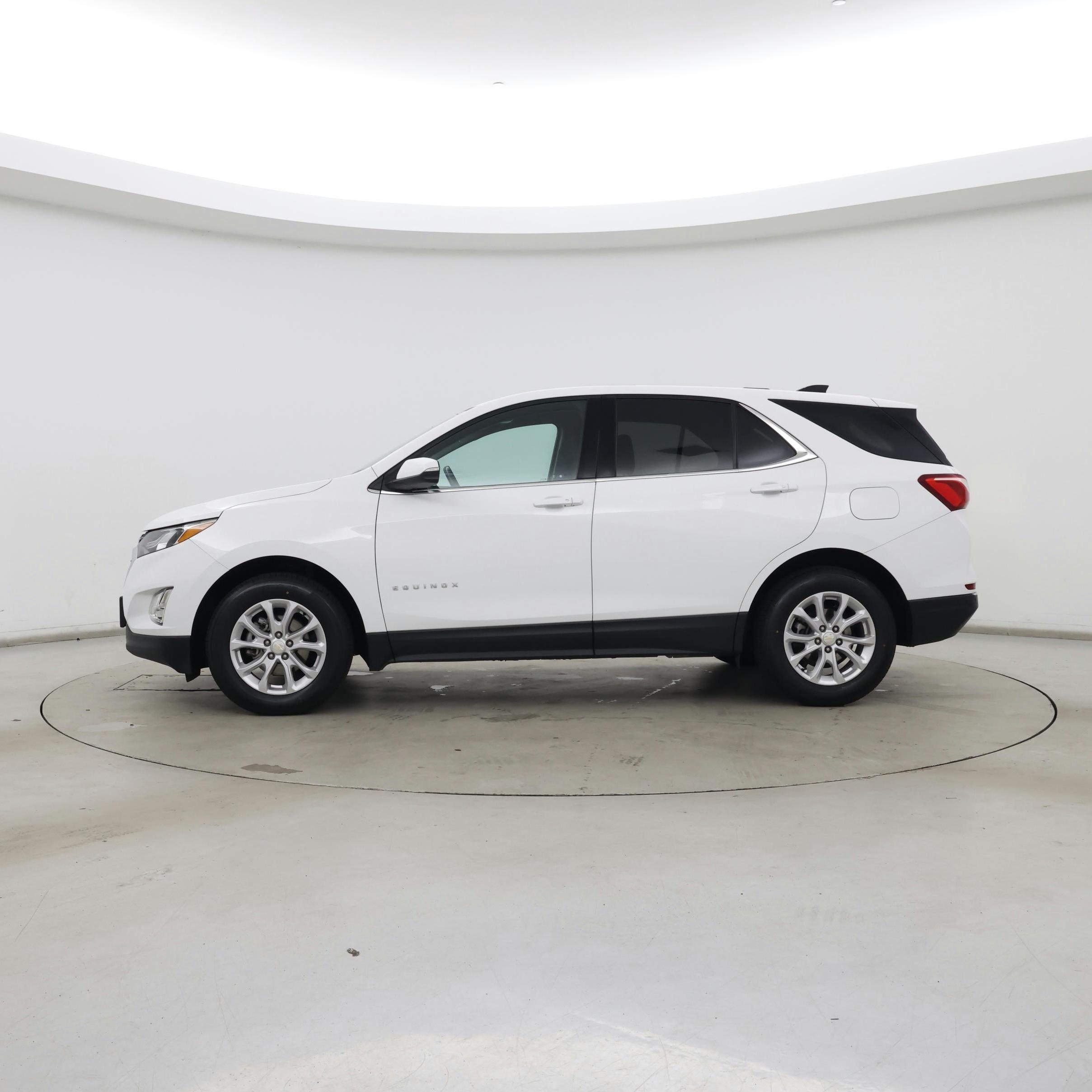 Thumbnail: 2019 Chevrolet Equinox - 3