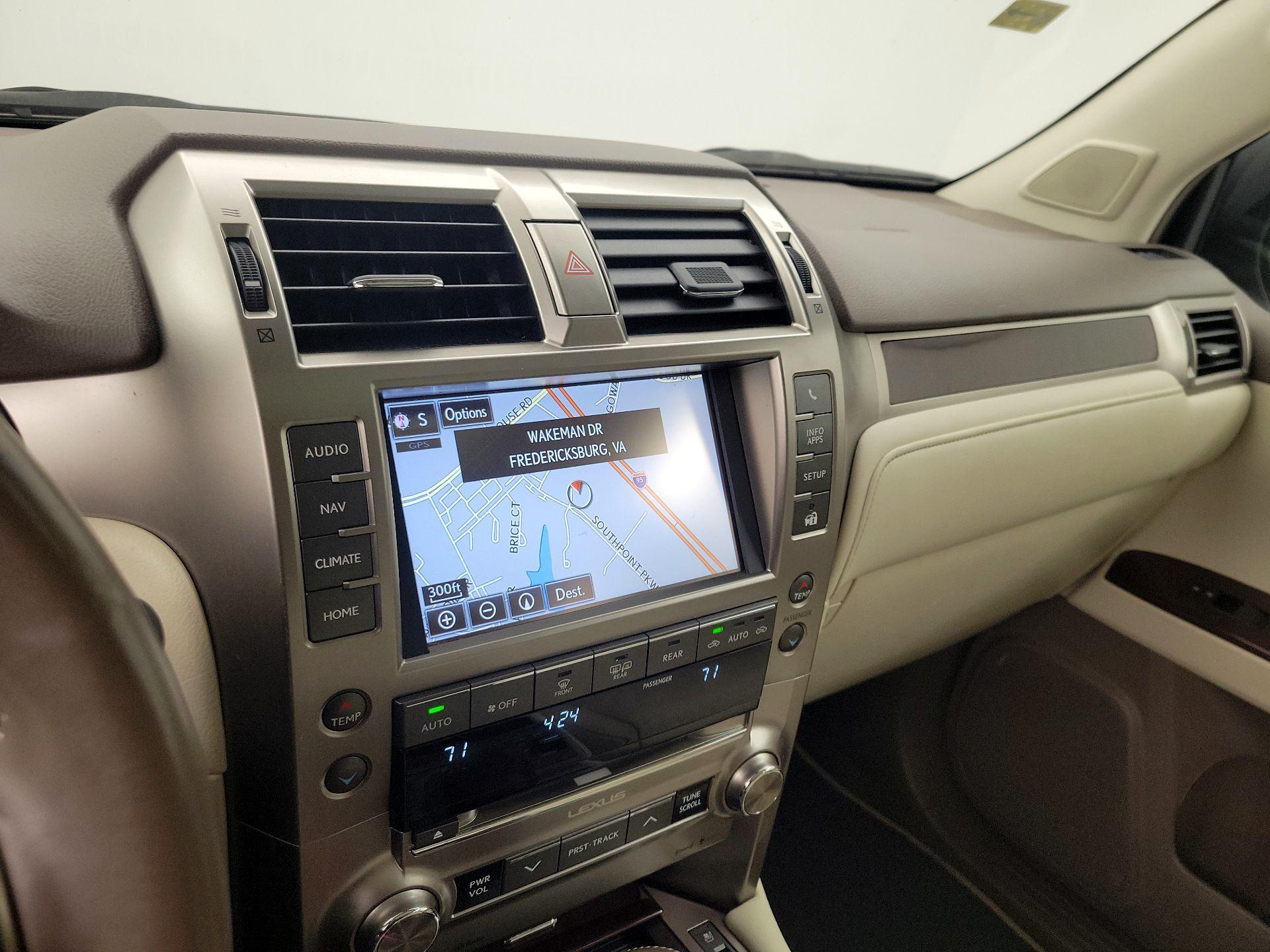 Thumbnail: 2019 Lexus GX - 14
