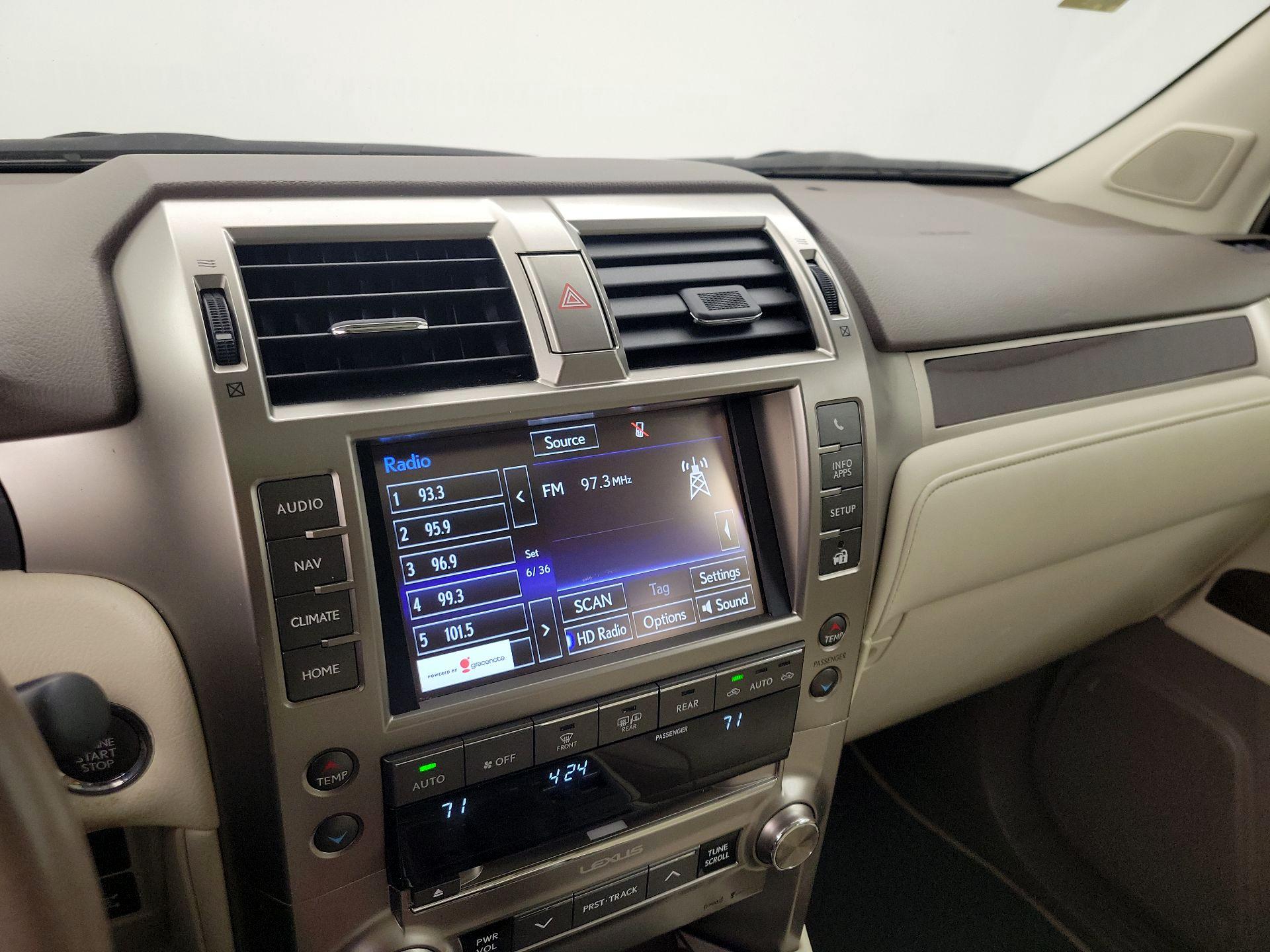 Thumbnail: 2019 Lexus GX - 16