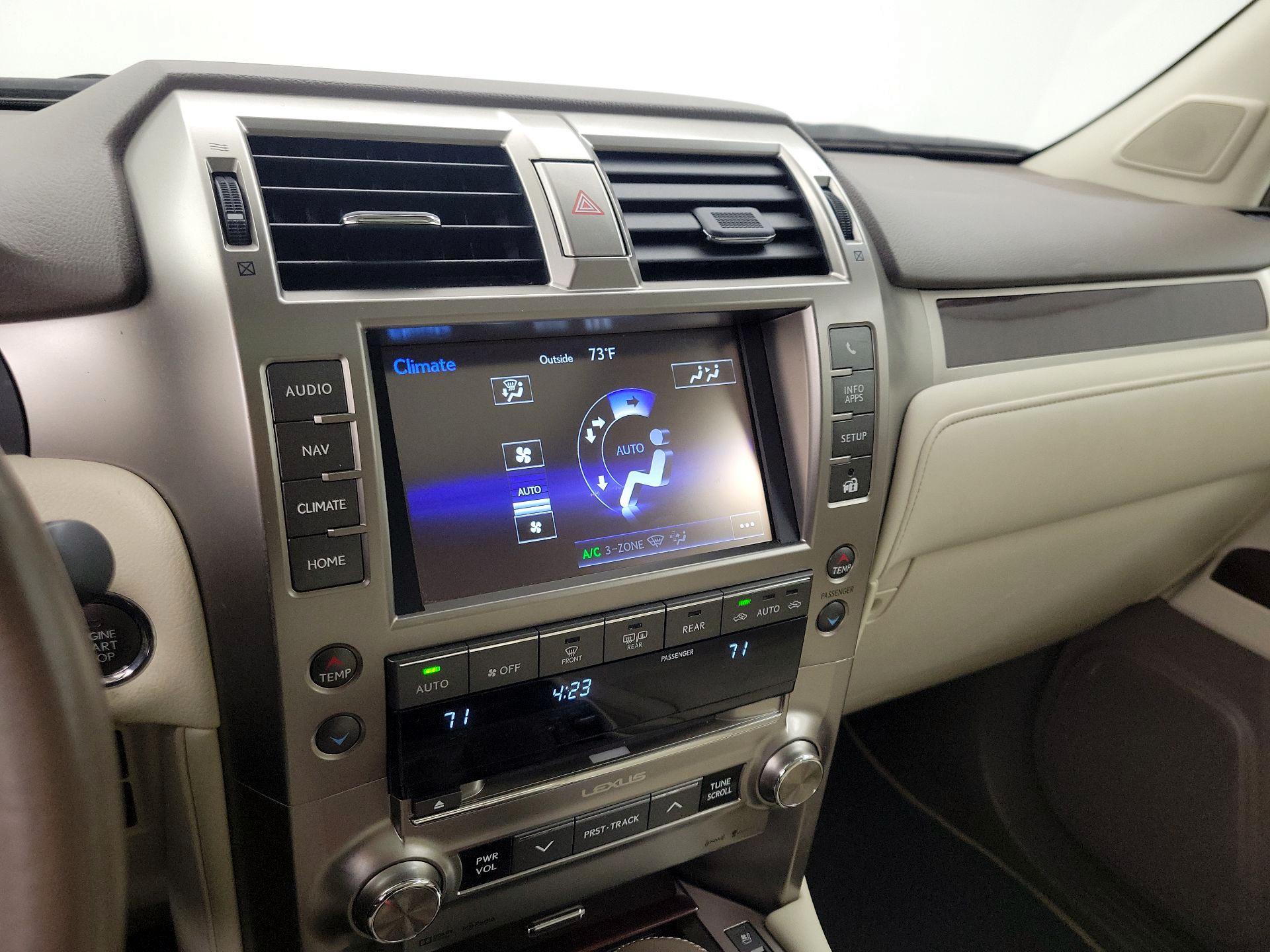 Thumbnail: 2019 Lexus GX - 17