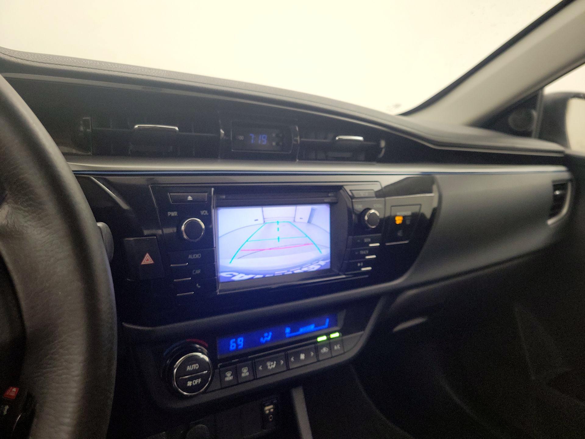 Thumbnail: 2016 Toyota Corolla - 14