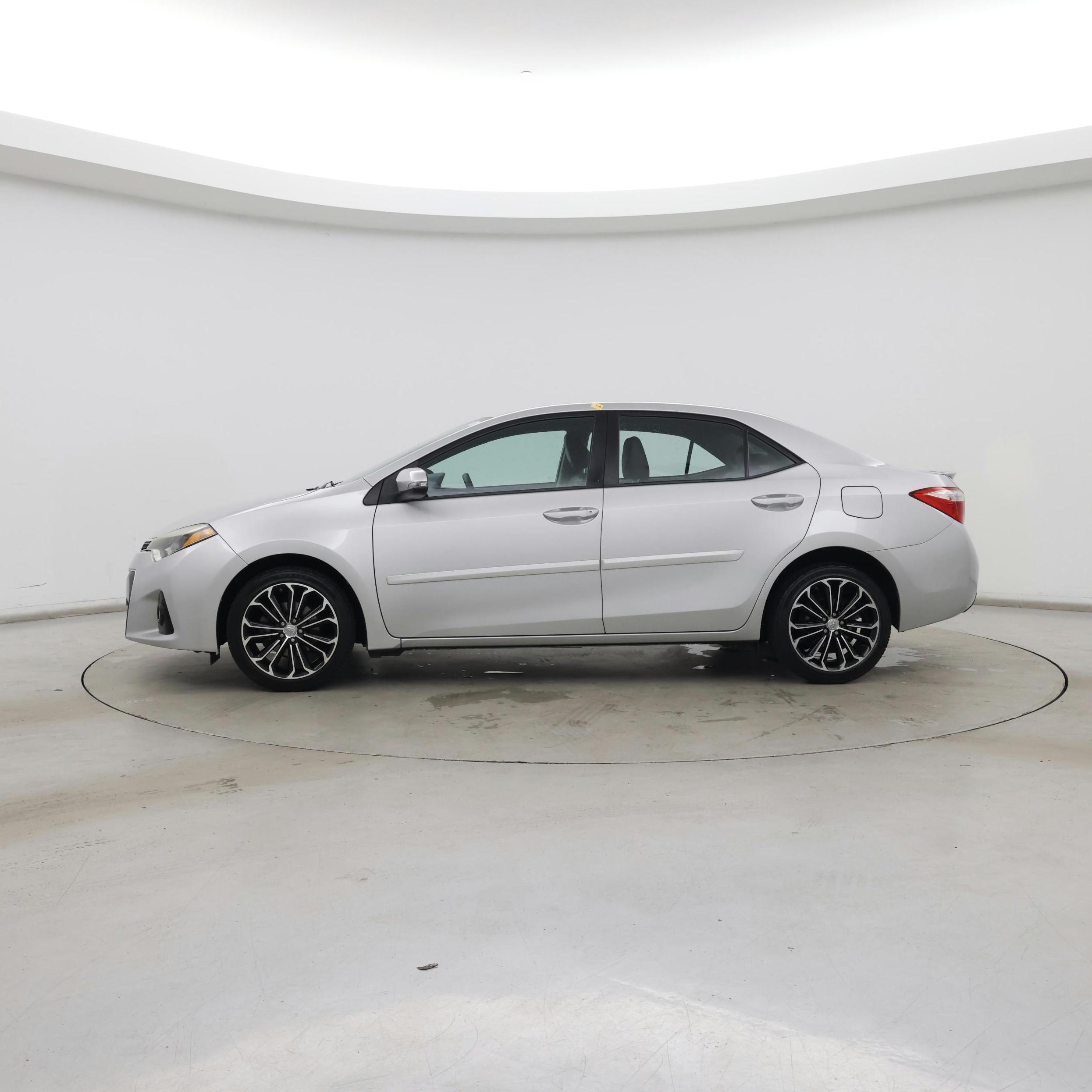 Thumbnail: 2016 Toyota Corolla - 3