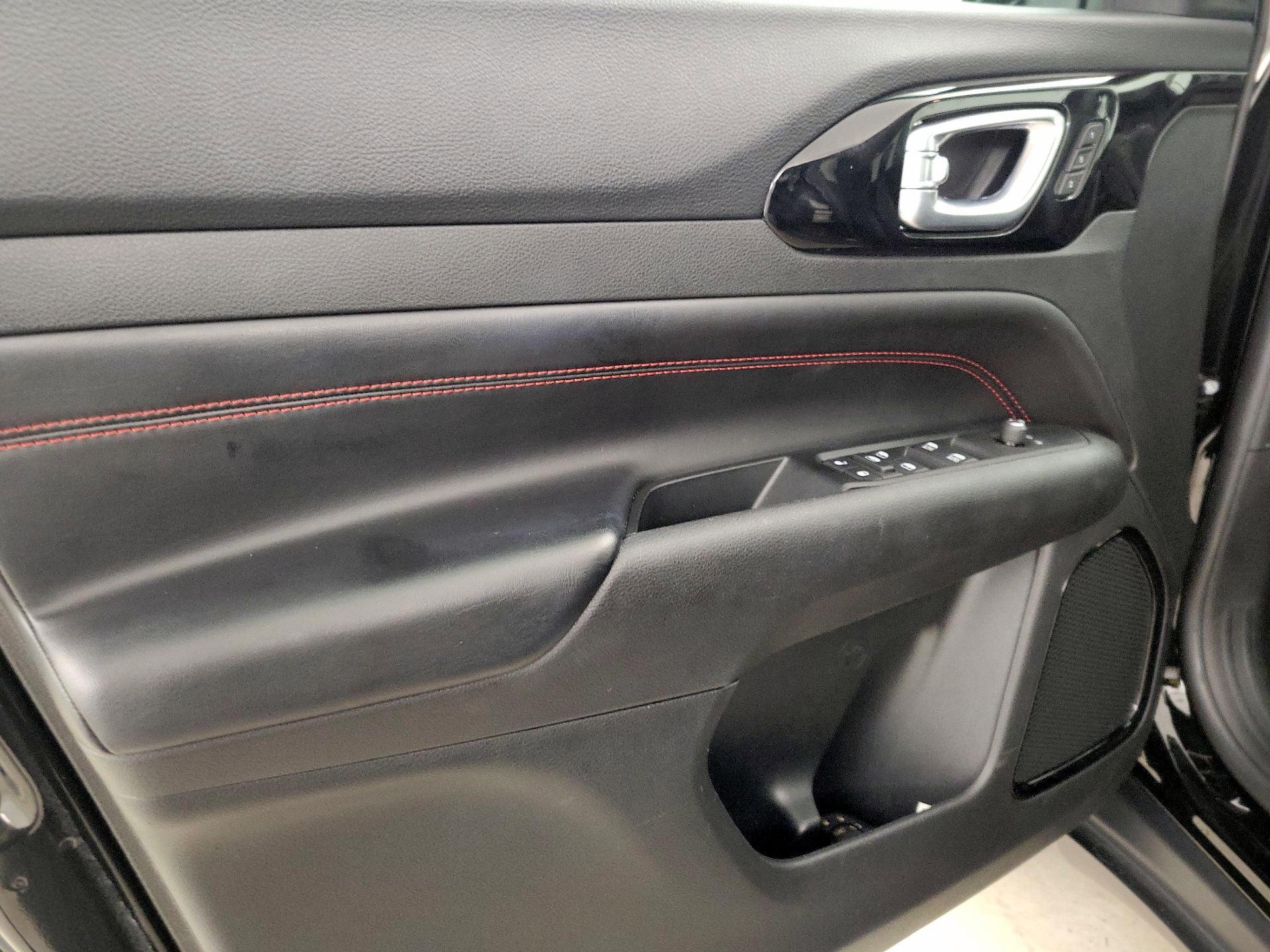 Thumbnail: 2022 Jeep Compass - 12