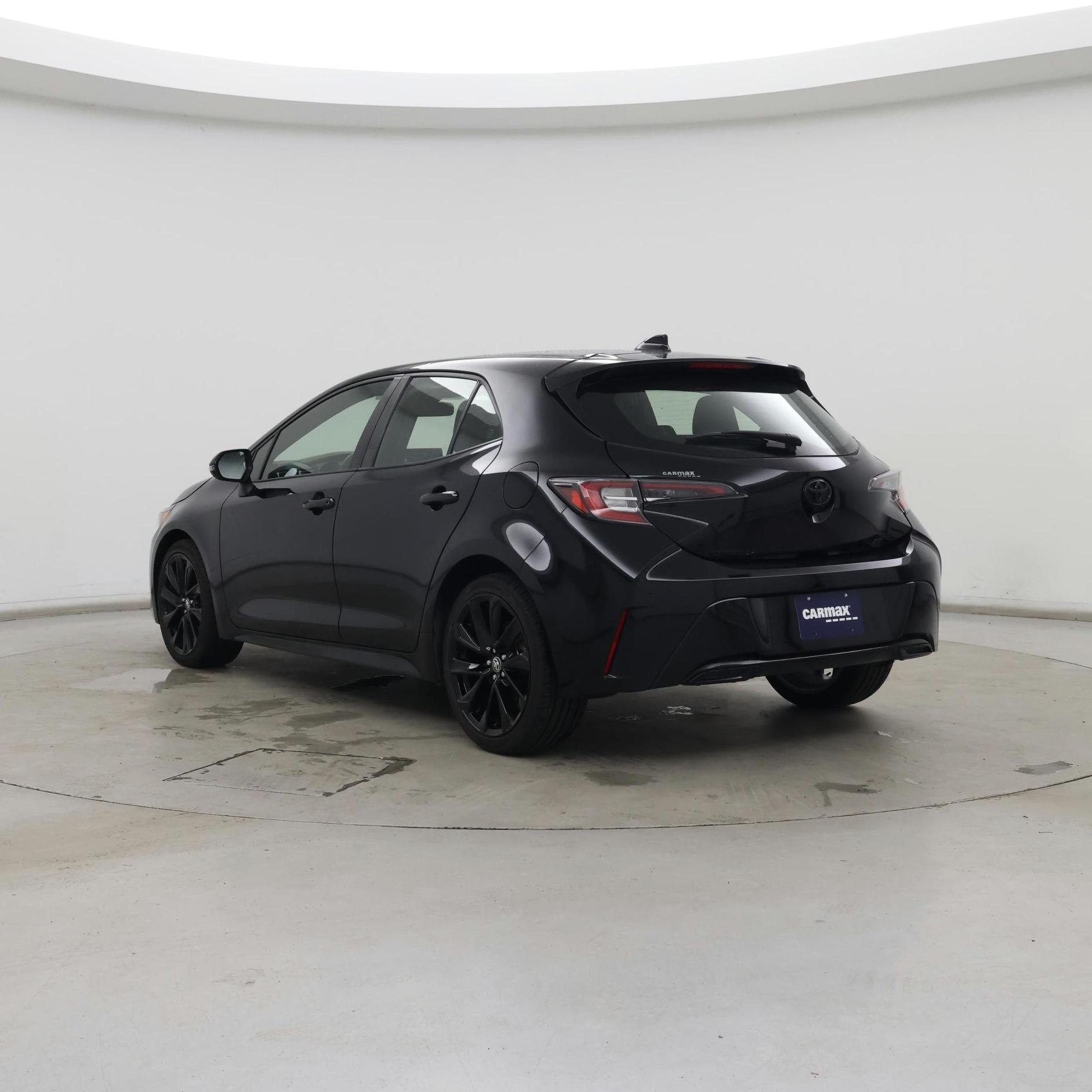 Thumbnail: 2021 Toyota Corolla - 2