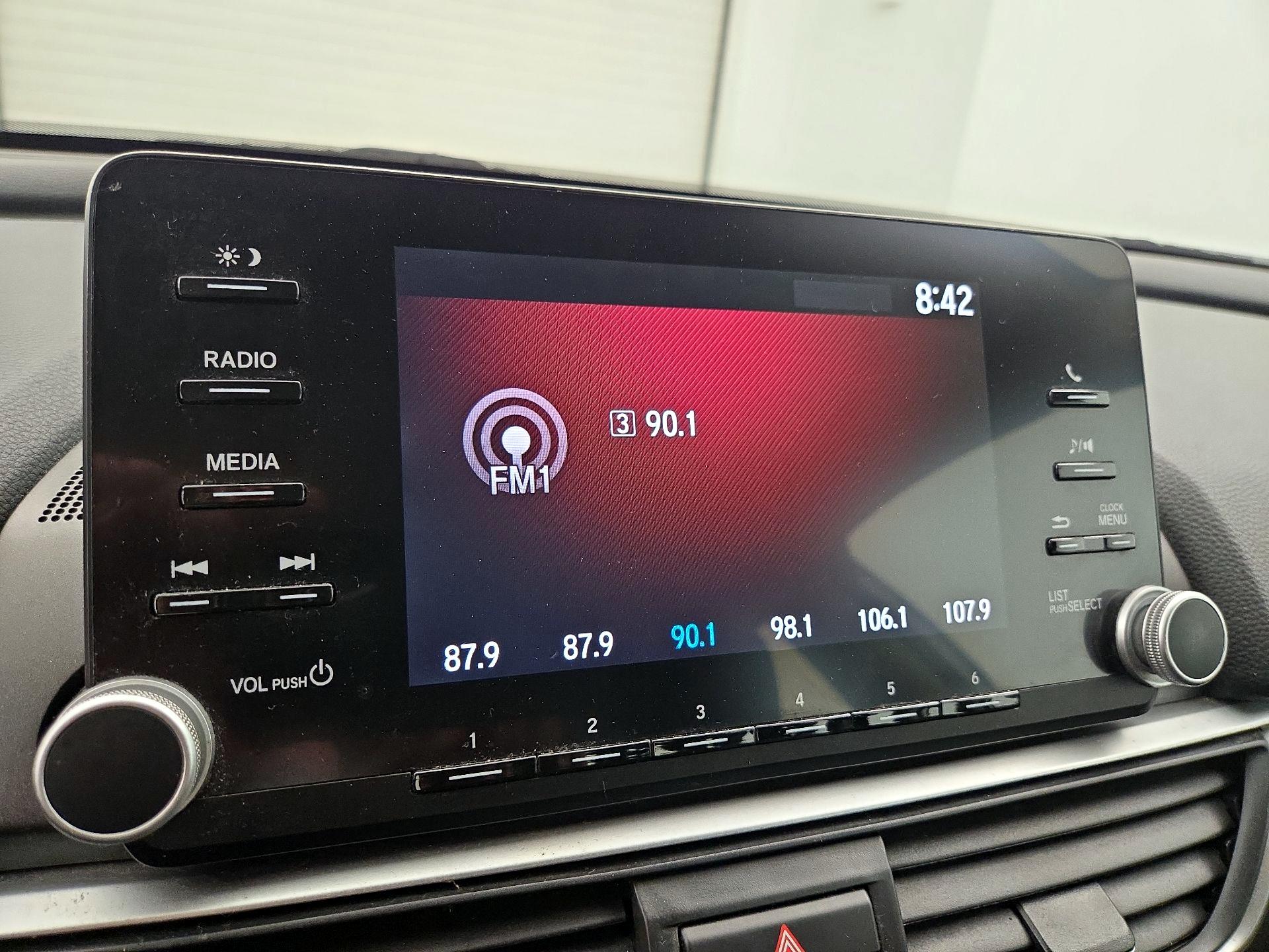 Thumbnail: 2019 Honda Accord - 15