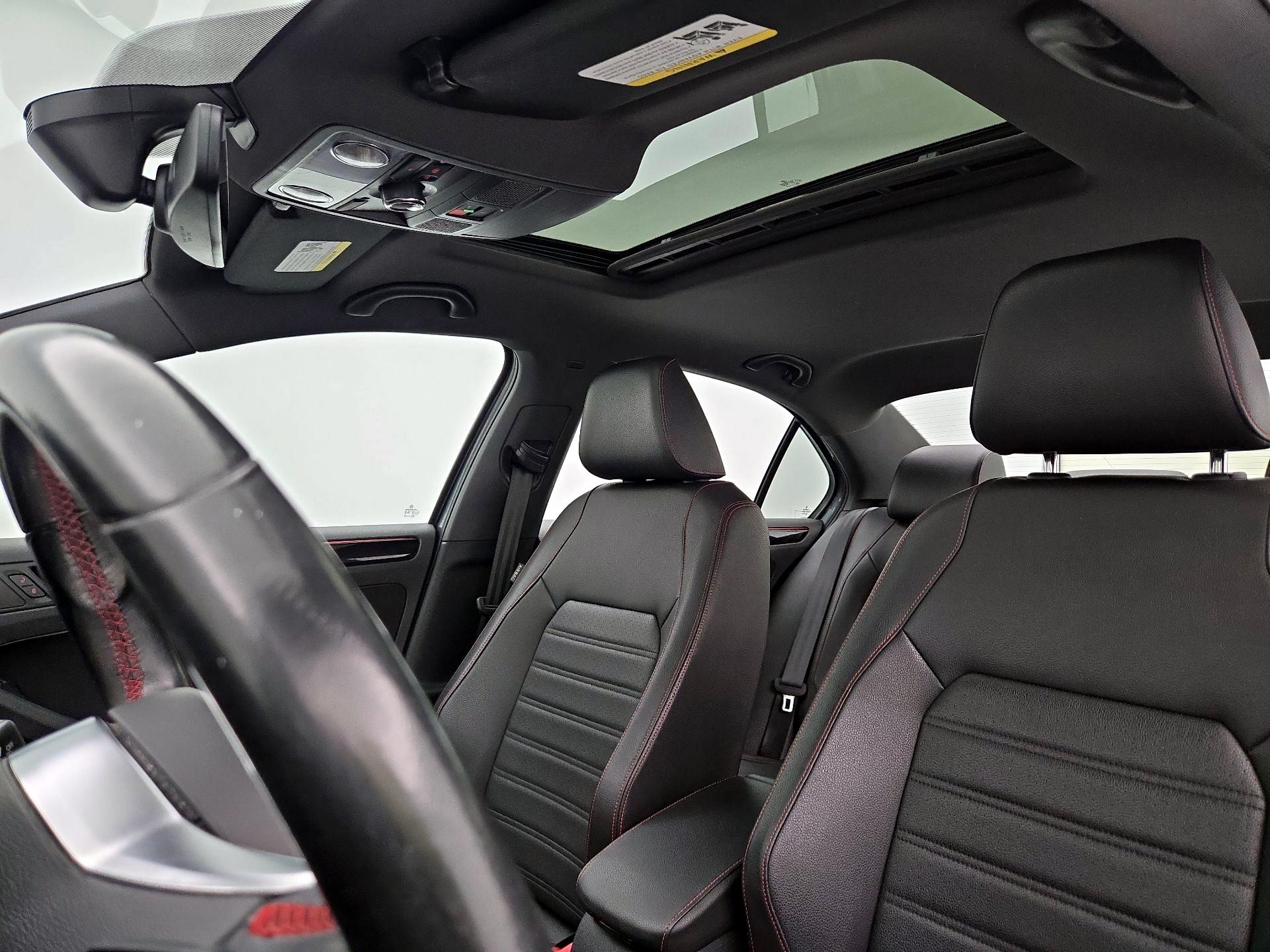 Thumbnail: 2017 Volkswagen Jetta - 20
