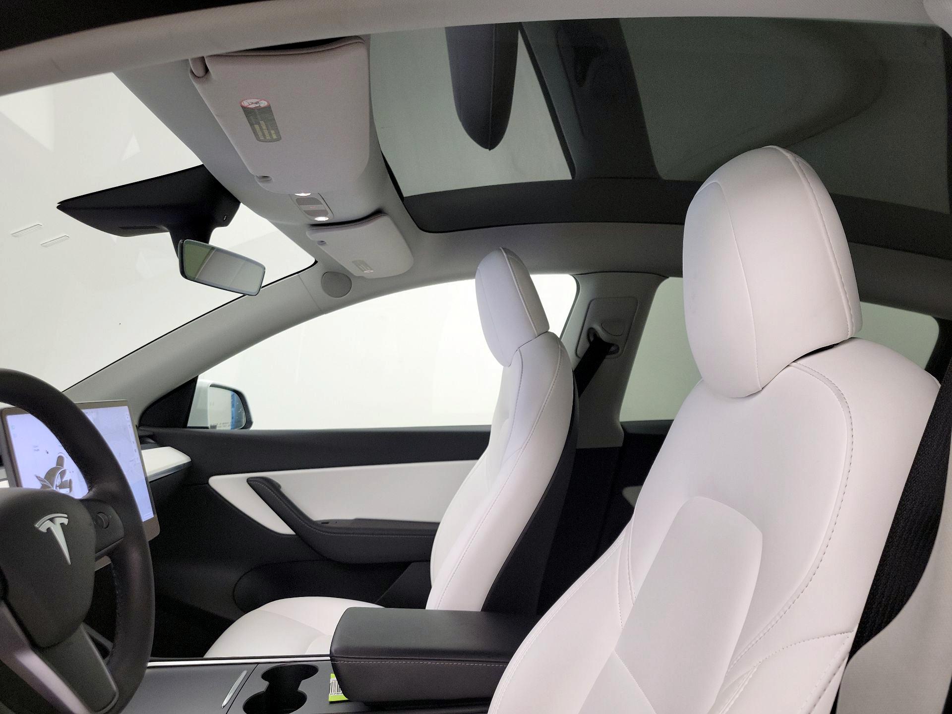 Thumbnail: 2022 Tesla Model Y - 19
