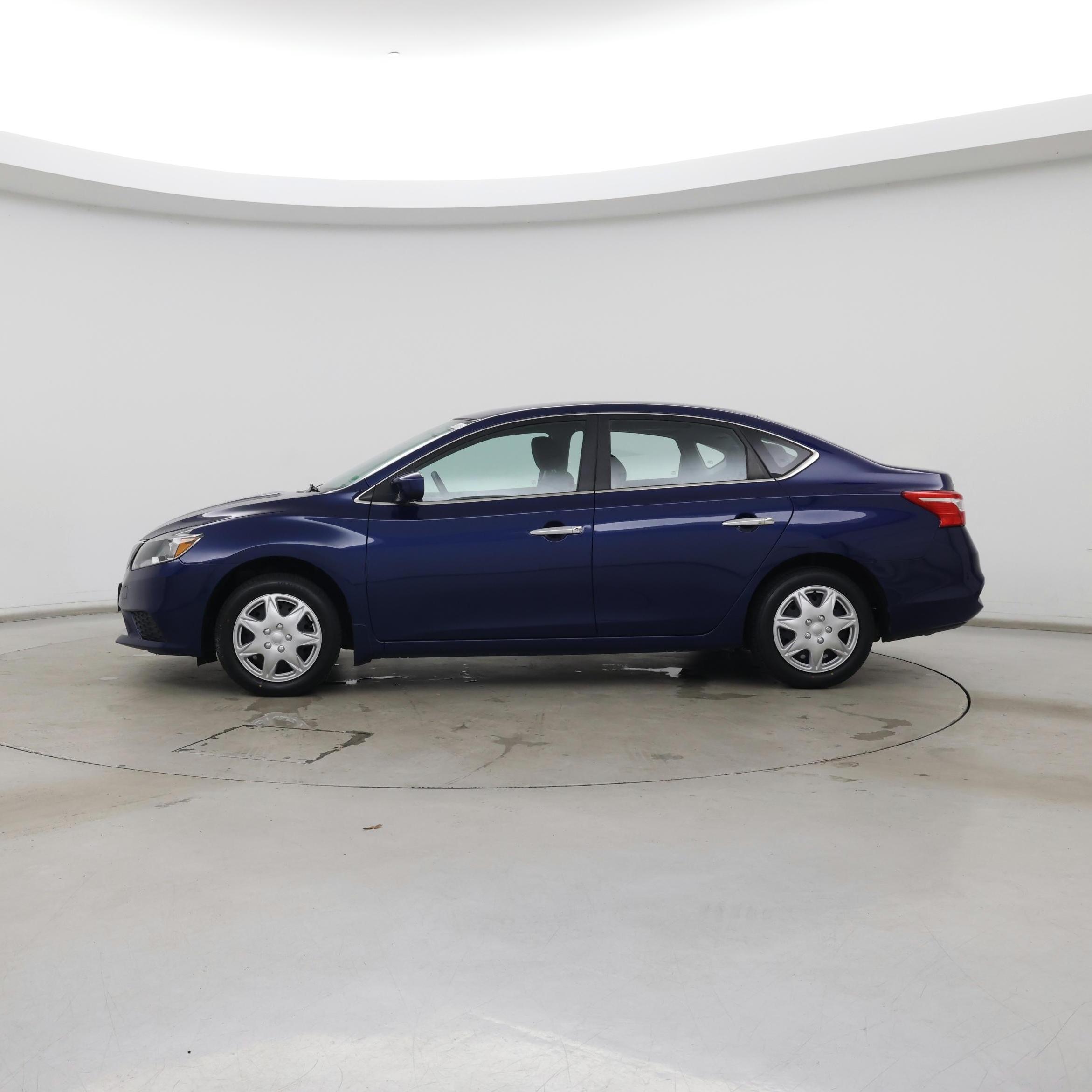 Thumbnail: 2017 Nissan Sentra - 3