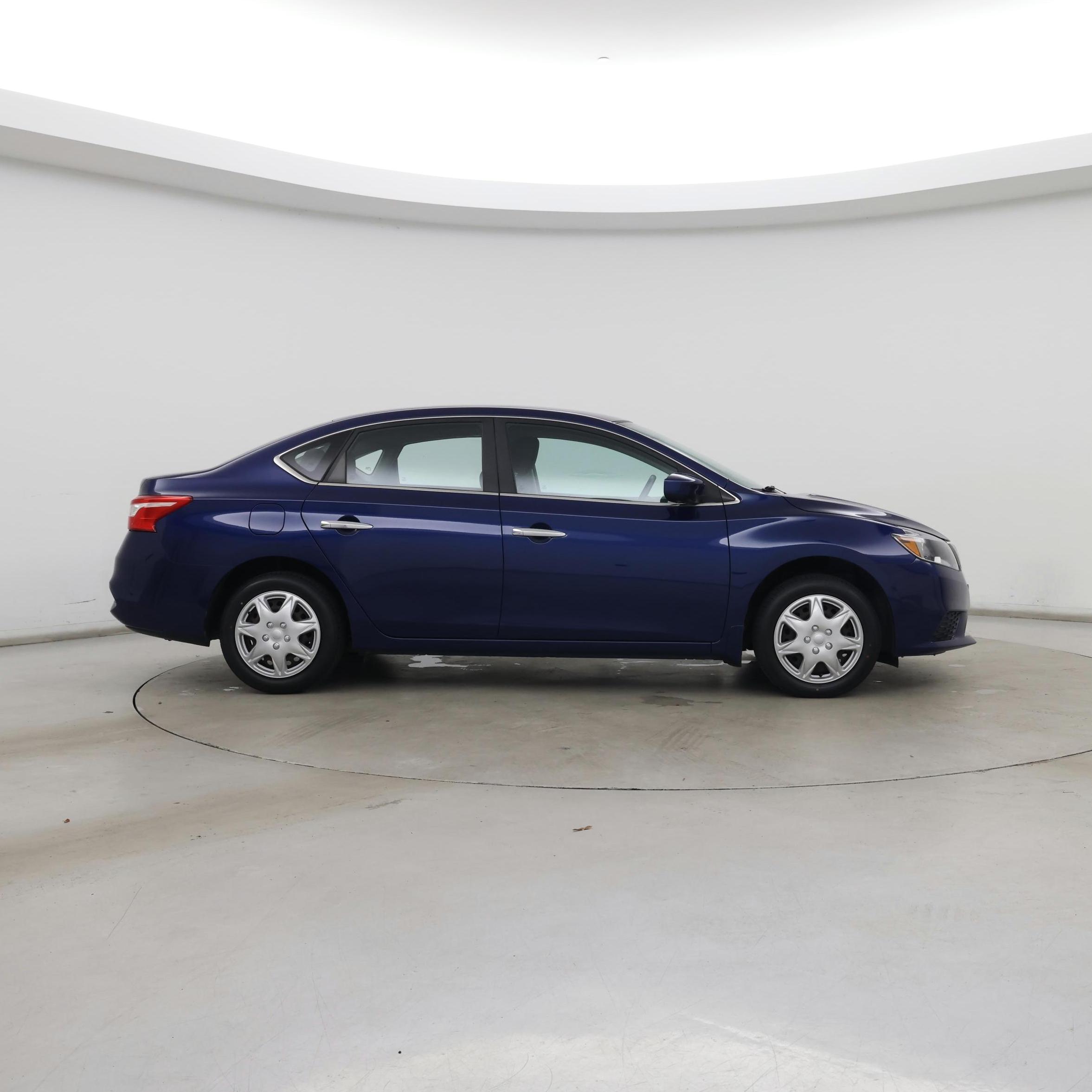 Thumbnail: 2017 Nissan Sentra - 7