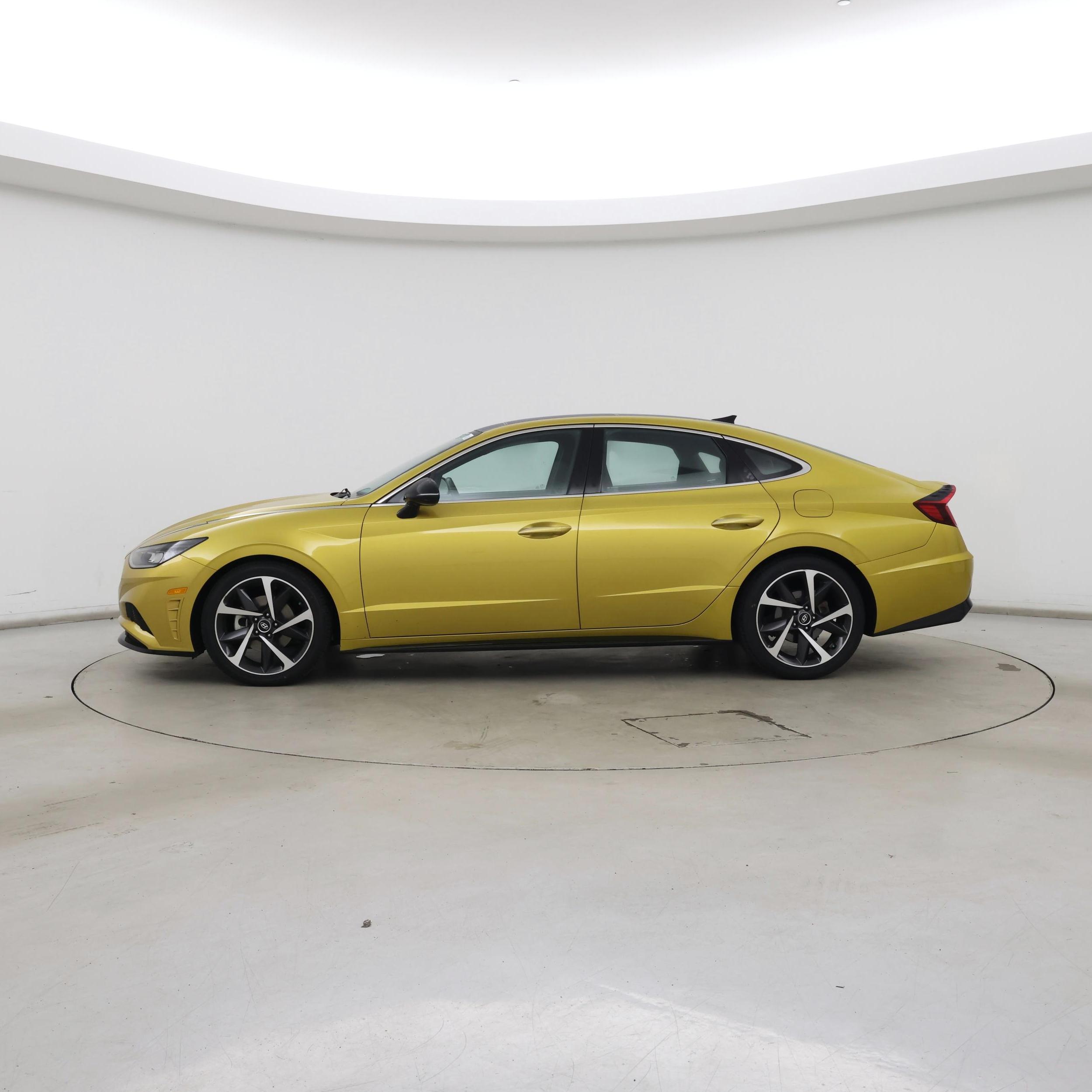Thumbnail: 2021 Hyundai Sonata - 3