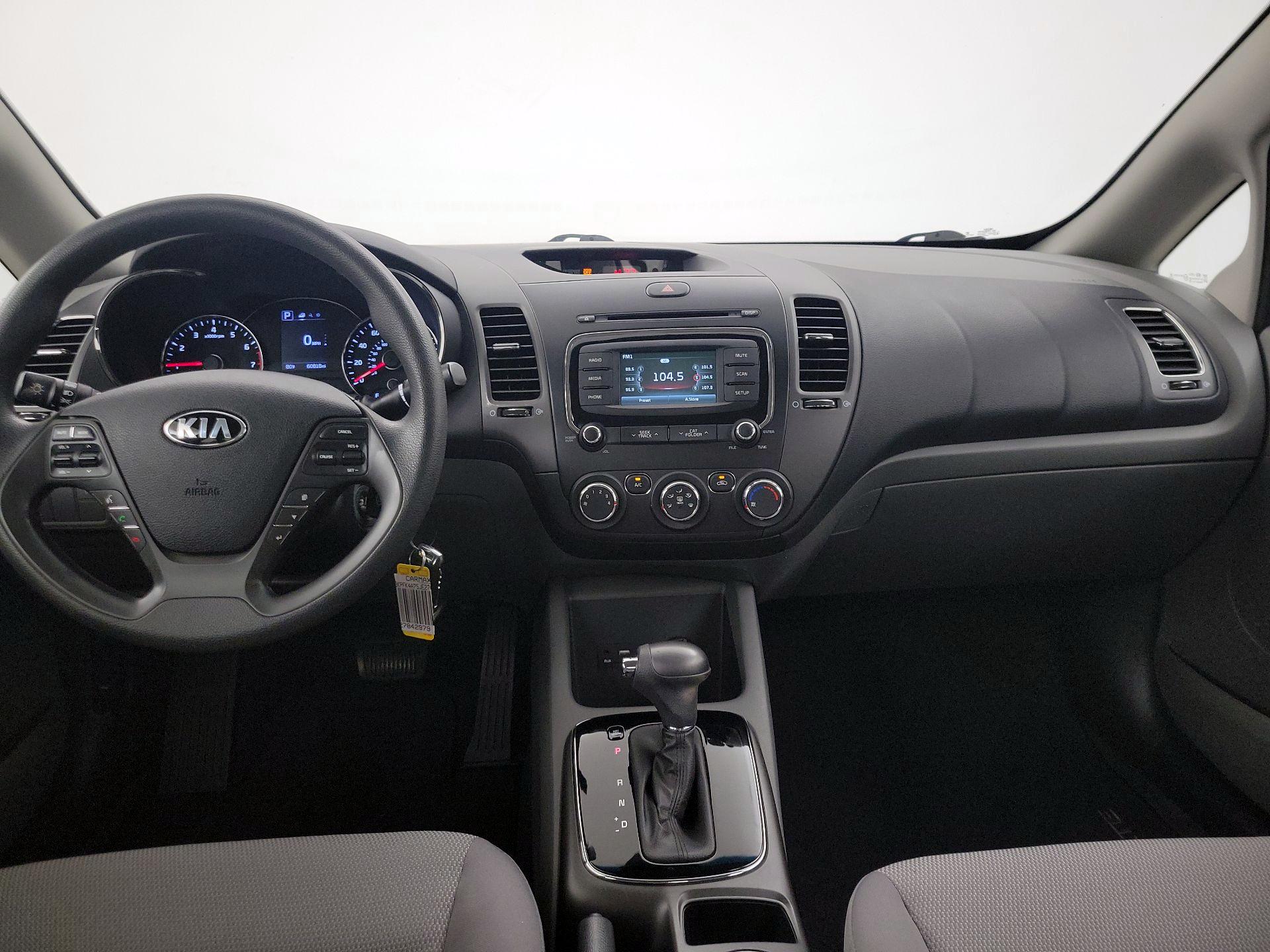 Thumbnail: 2018 Kia Forte - 9