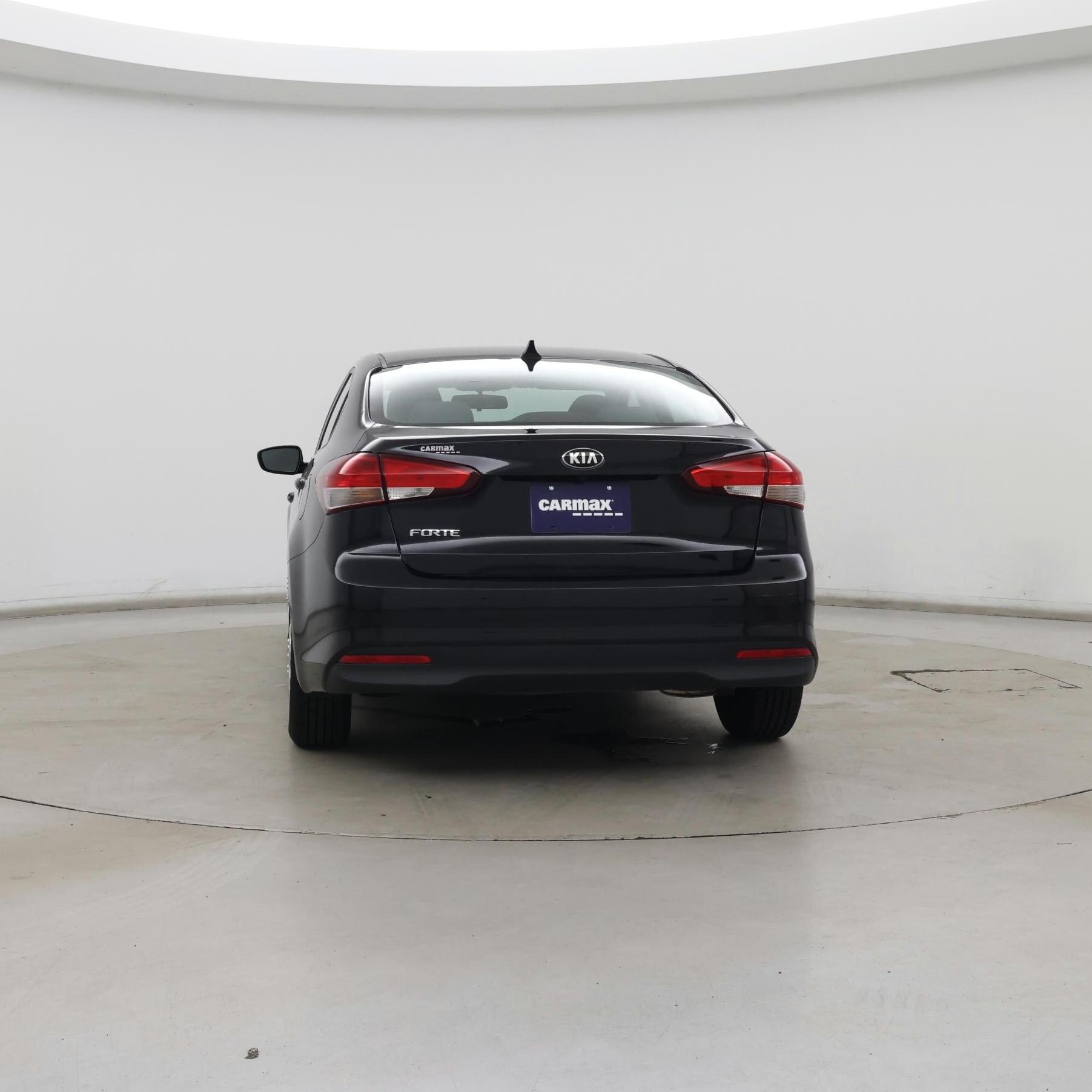 Thumbnail: 2018 Kia Forte - 6