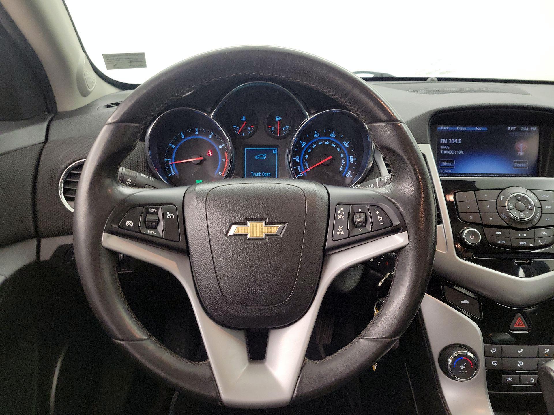 Thumbnail: 2015 Chevrolet Cruze - 10