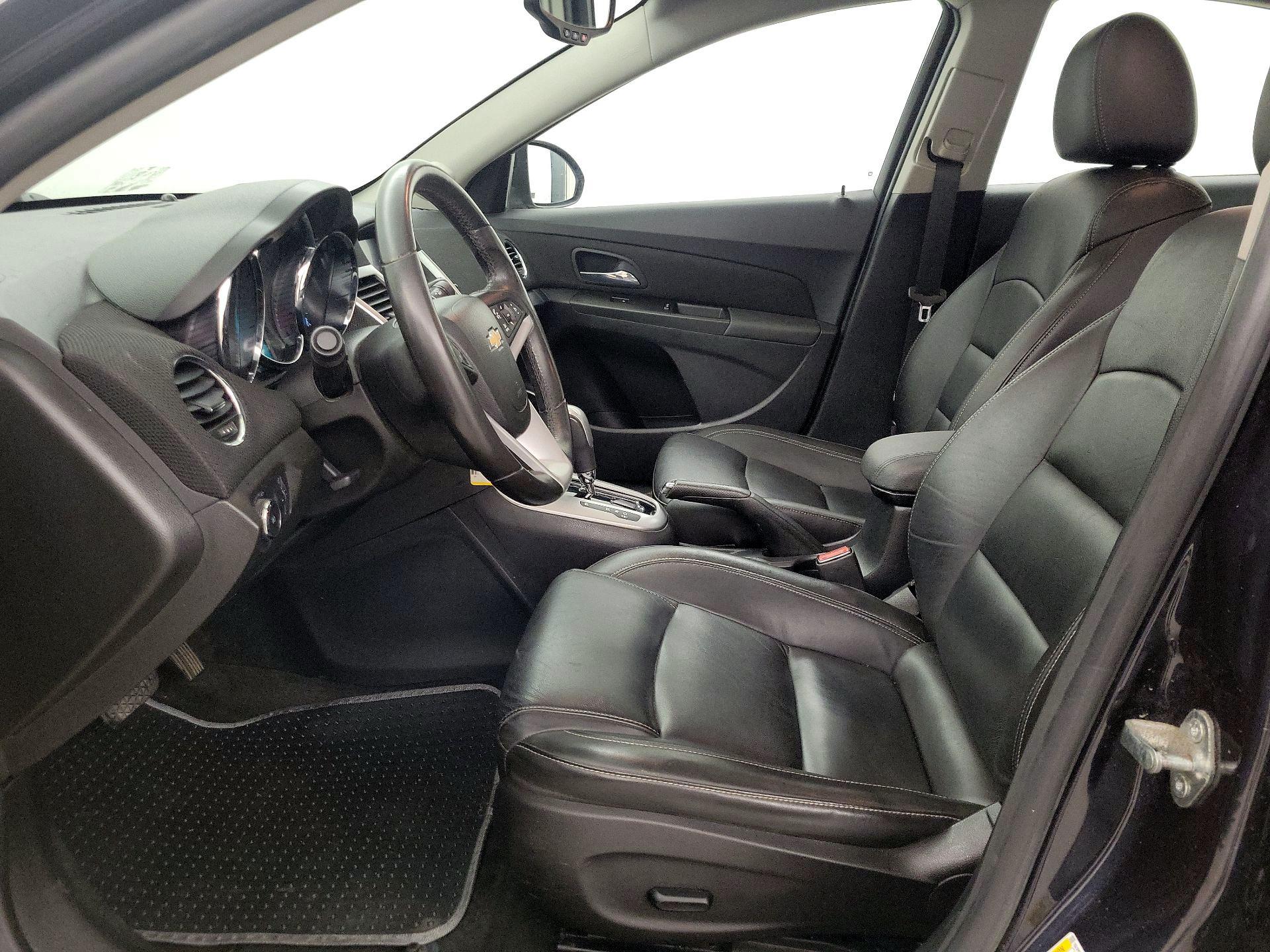 Thumbnail: 2015 Chevrolet Cruze - 11