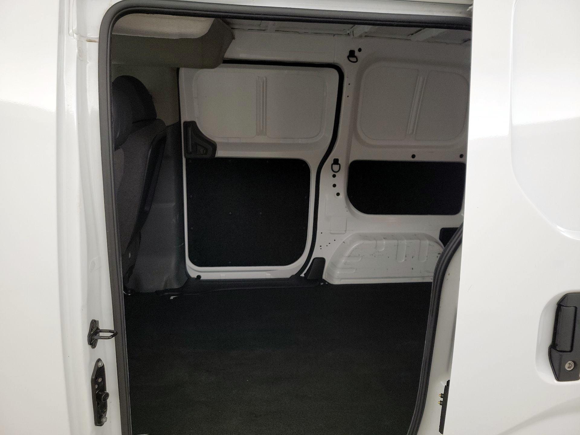 Thumbnail: 2021 Nissan NV200 - 19