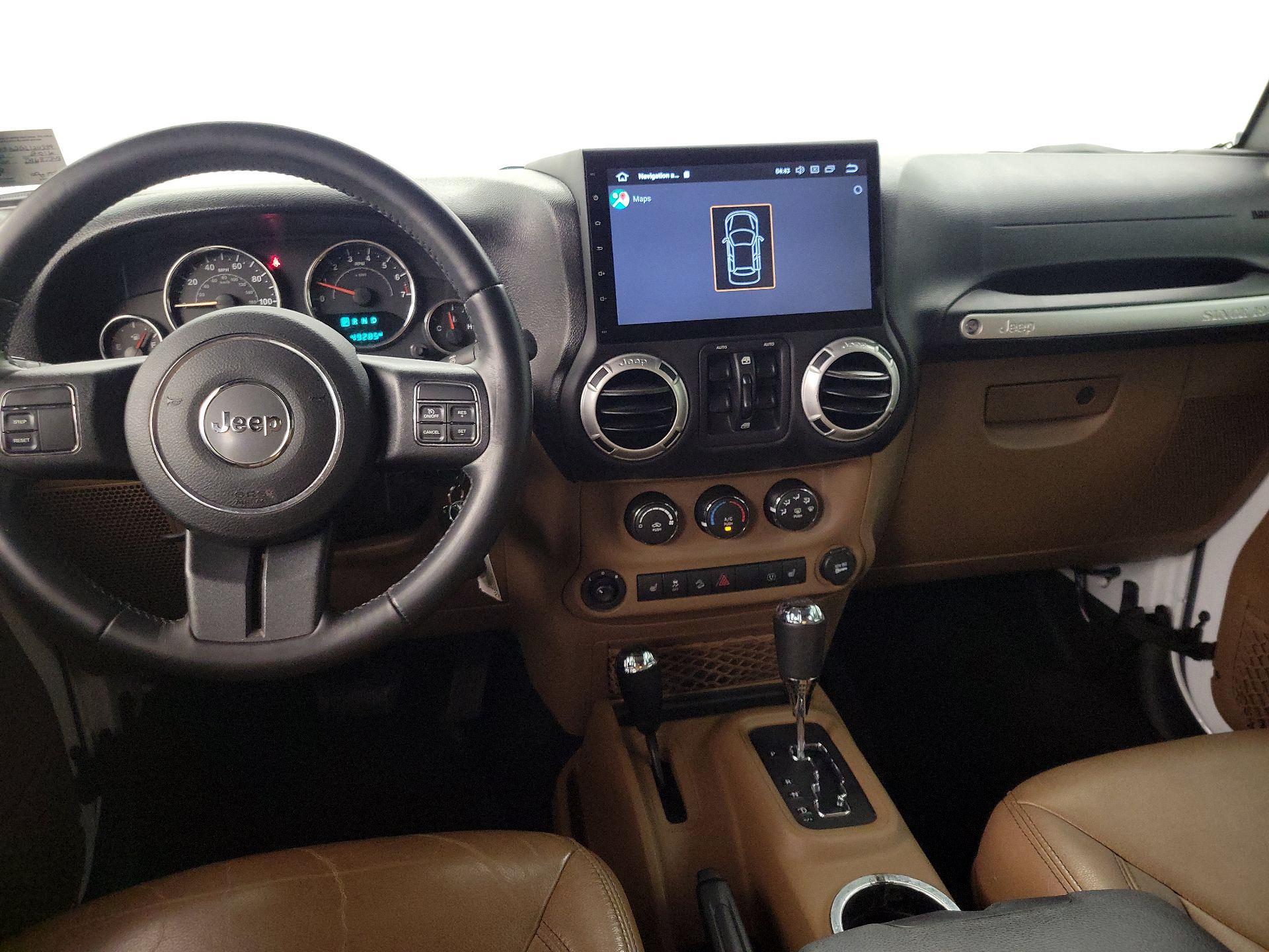Thumbnail: 2016 Jeep Wrangler - 9