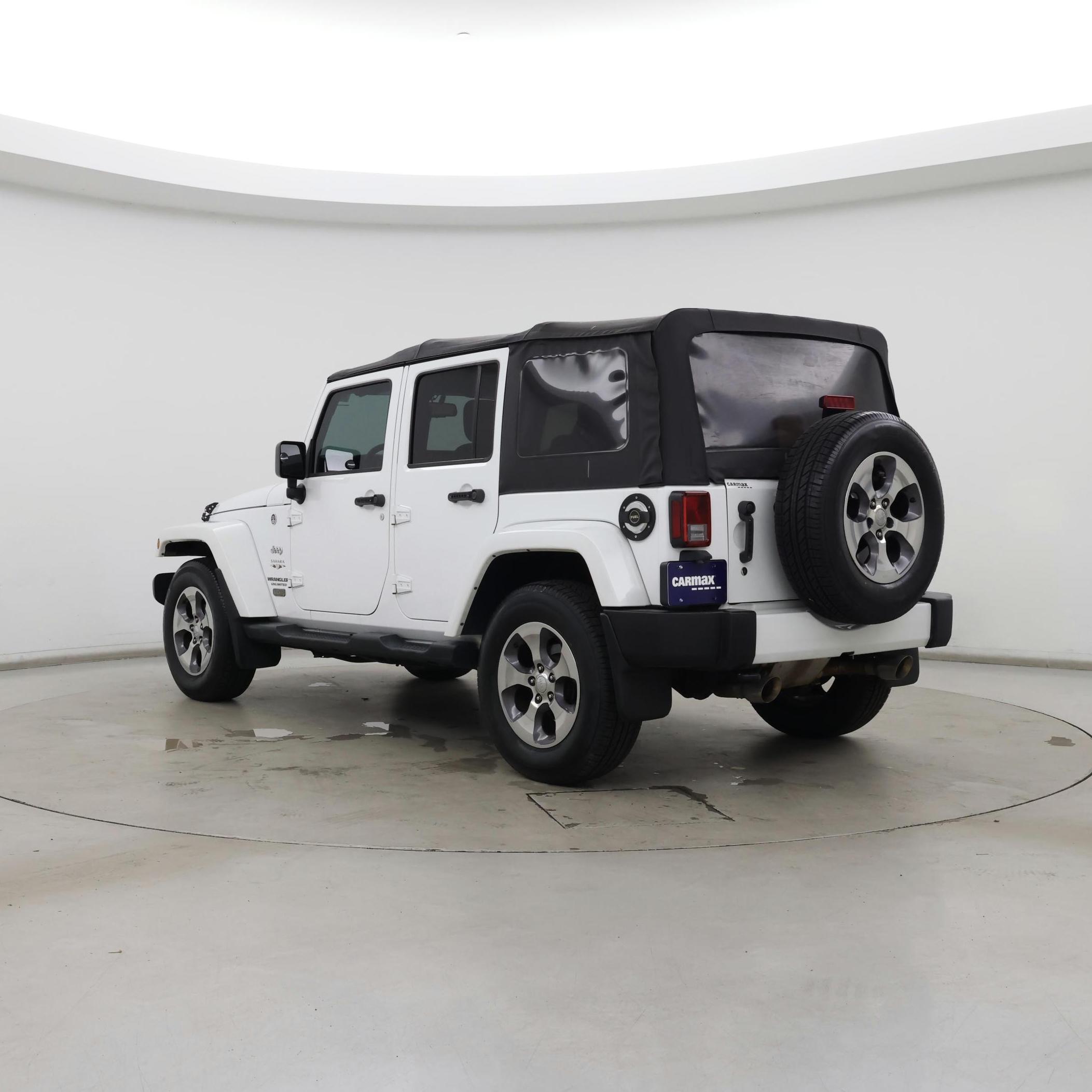 Thumbnail: 2016 Jeep Wrangler - 2