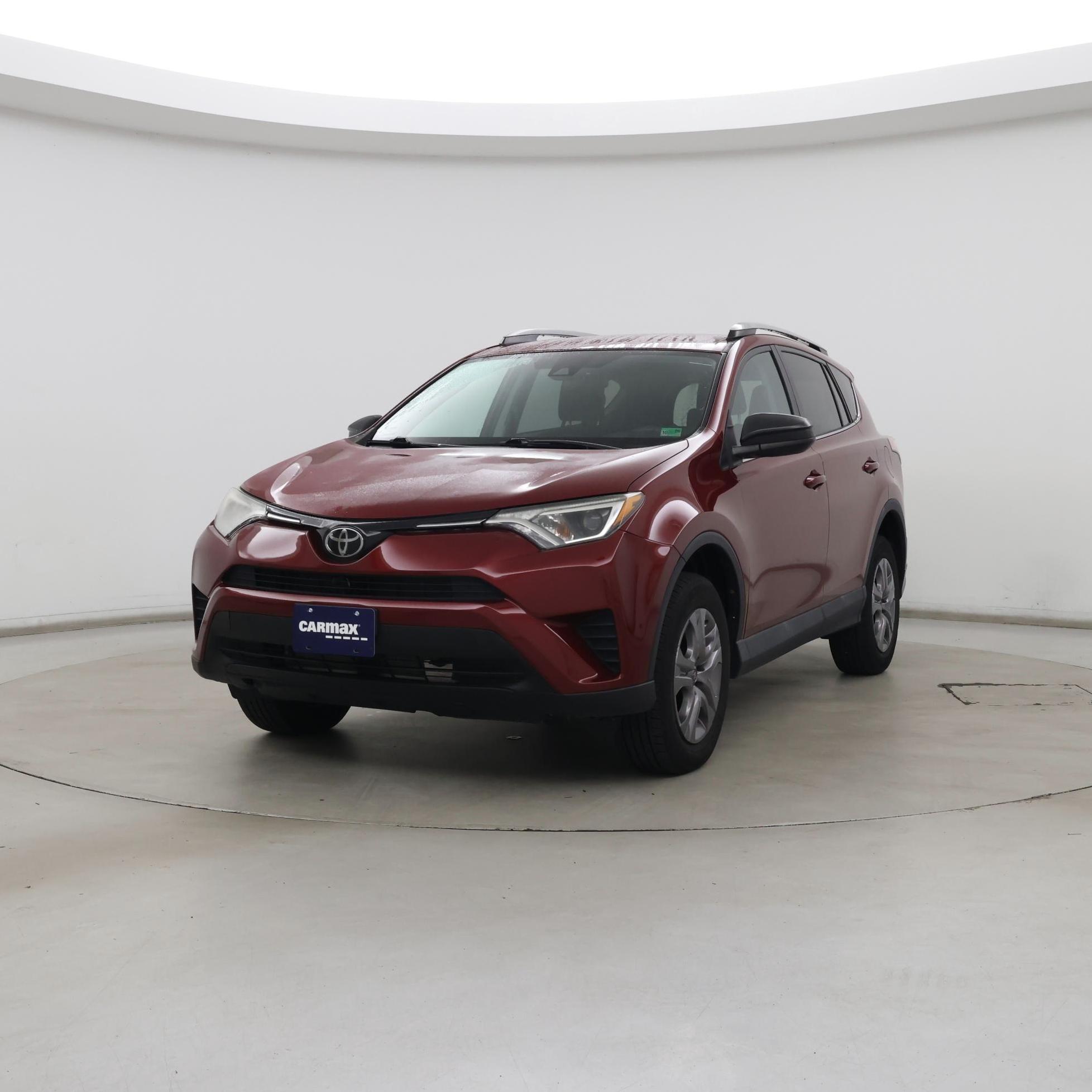 Thumbnail: 2018 Toyota RAV4 - 4
