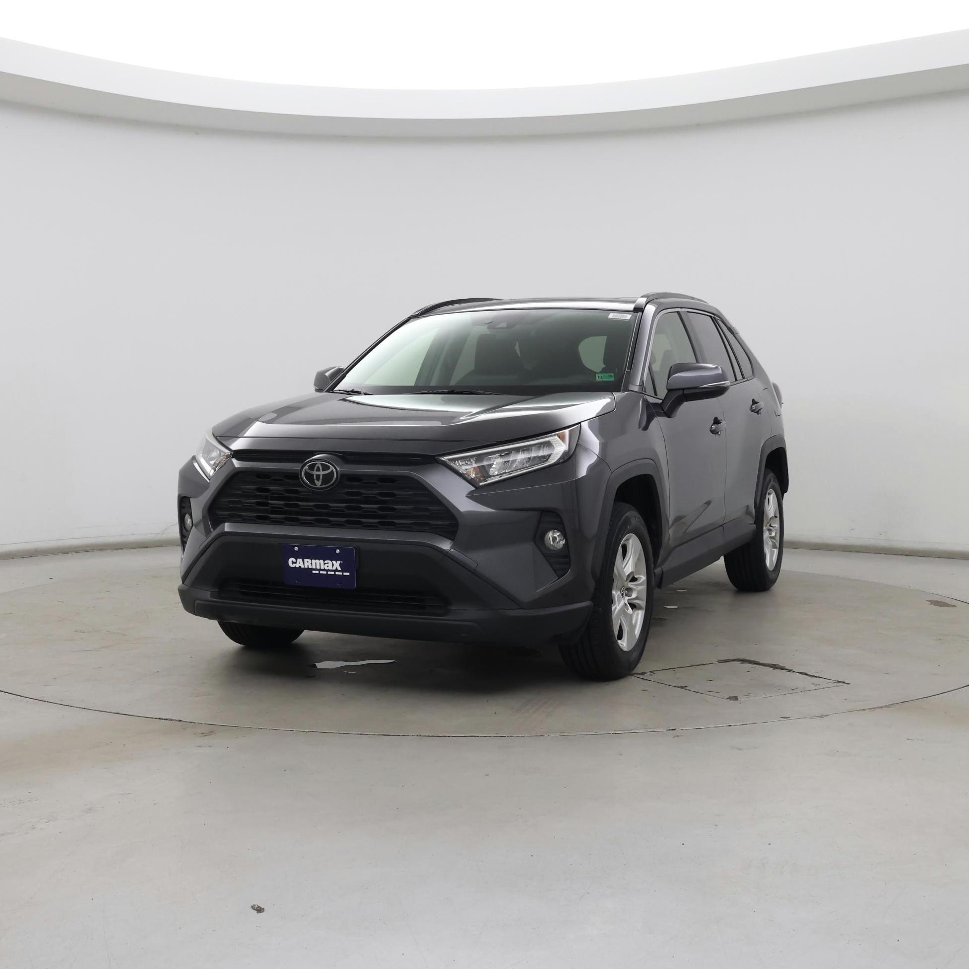 Thumbnail: 2019 Toyota RAV4 - 4