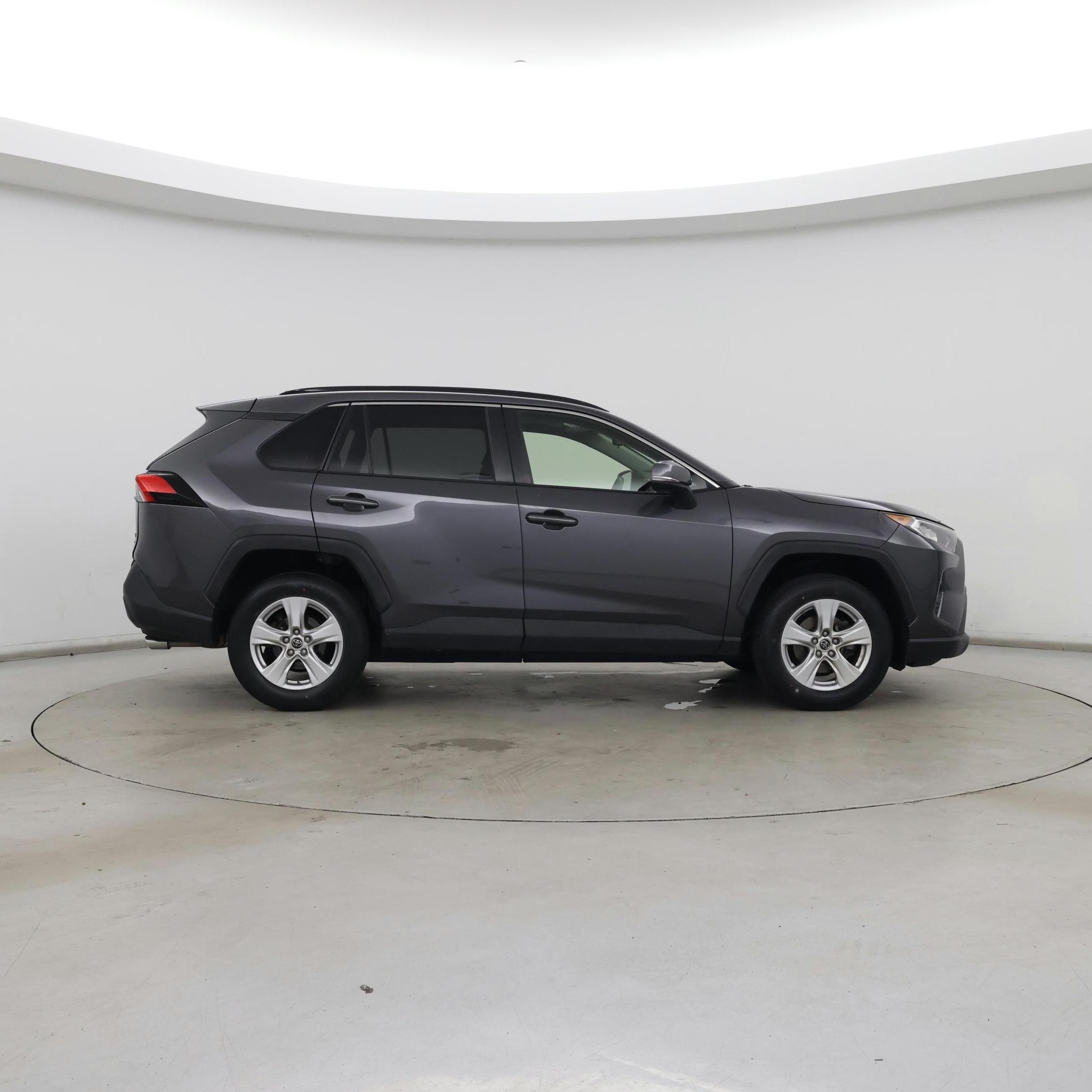 Thumbnail: 2019 Toyota RAV4 - 7