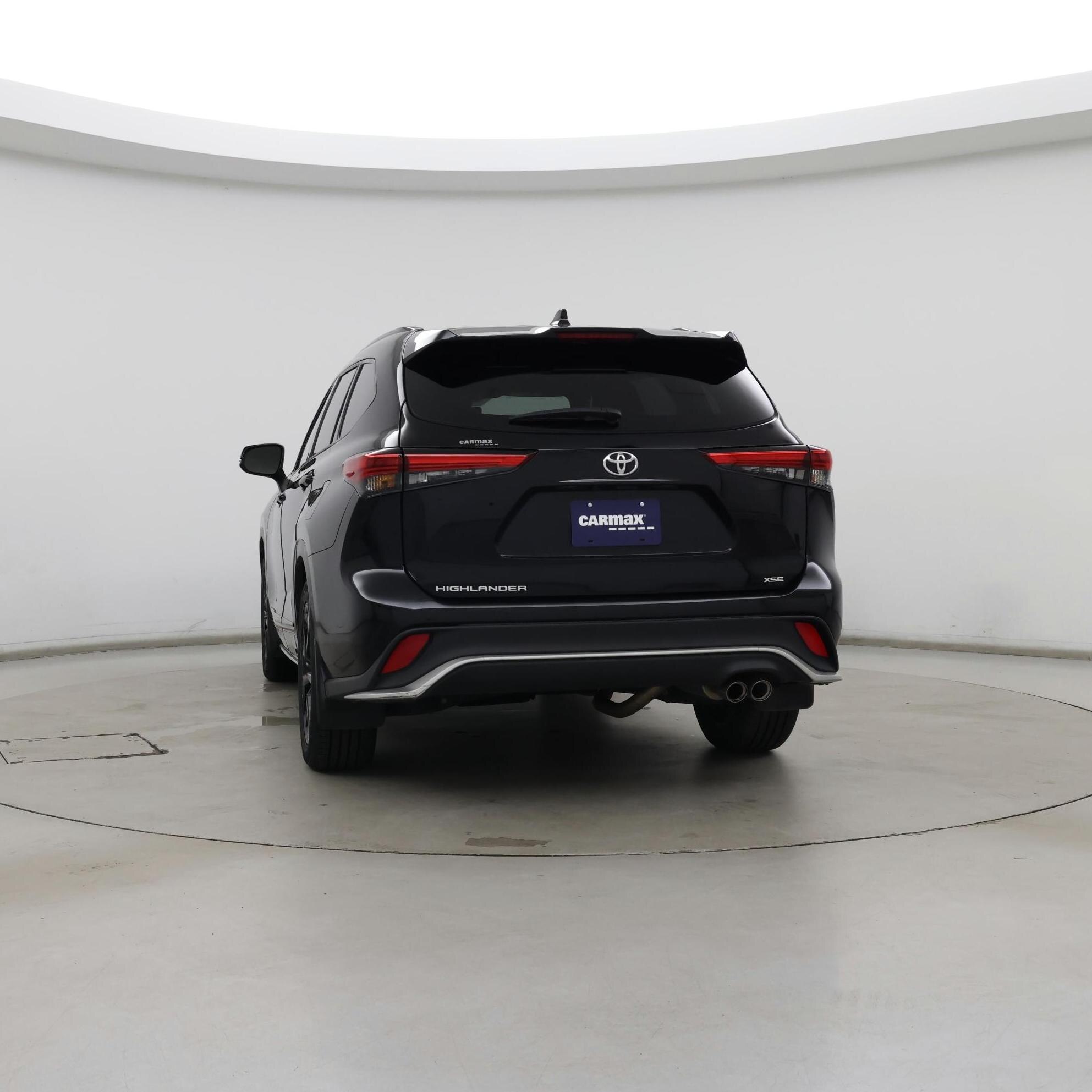 Thumbnail: 2023 Toyota Highlander - 6