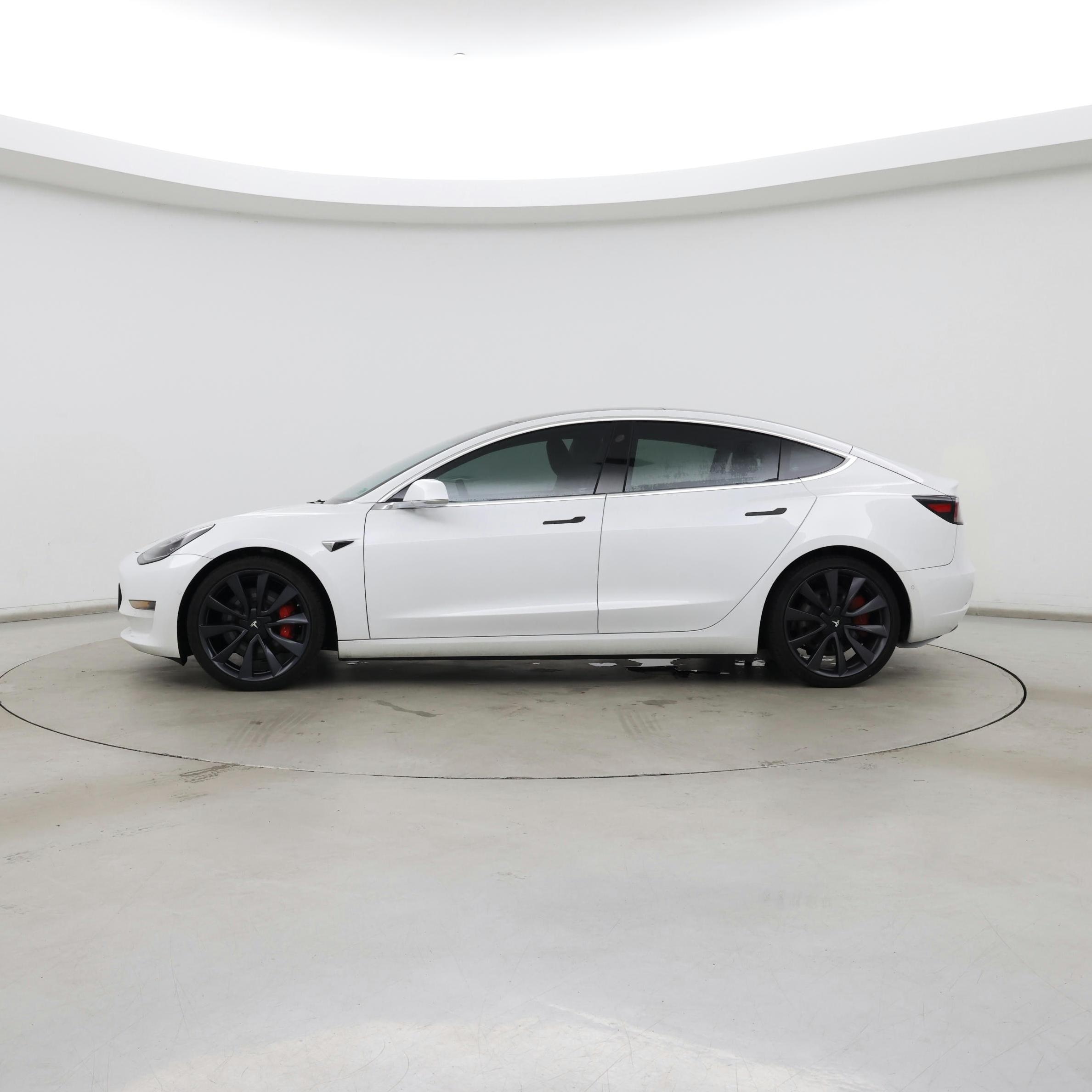 Thumbnail: 2020 Tesla Model 3 - 3