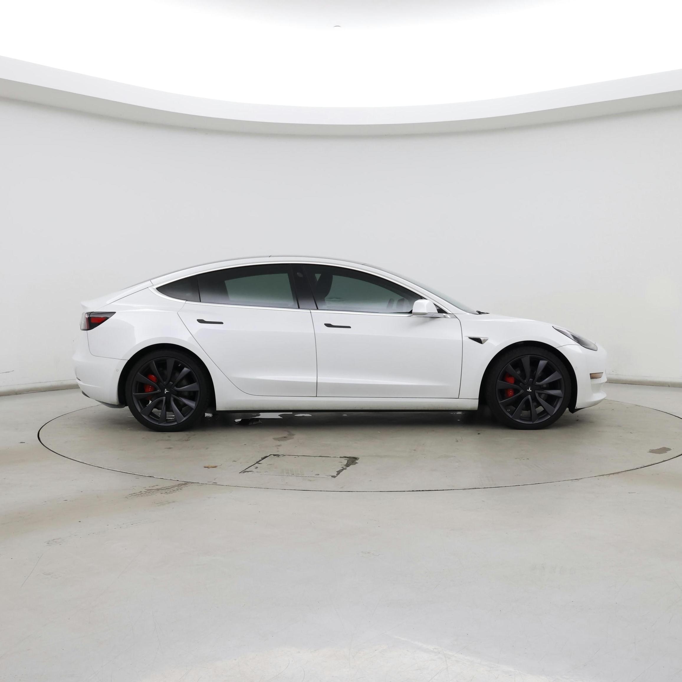 Thumbnail: 2020 Tesla Model 3 - 7