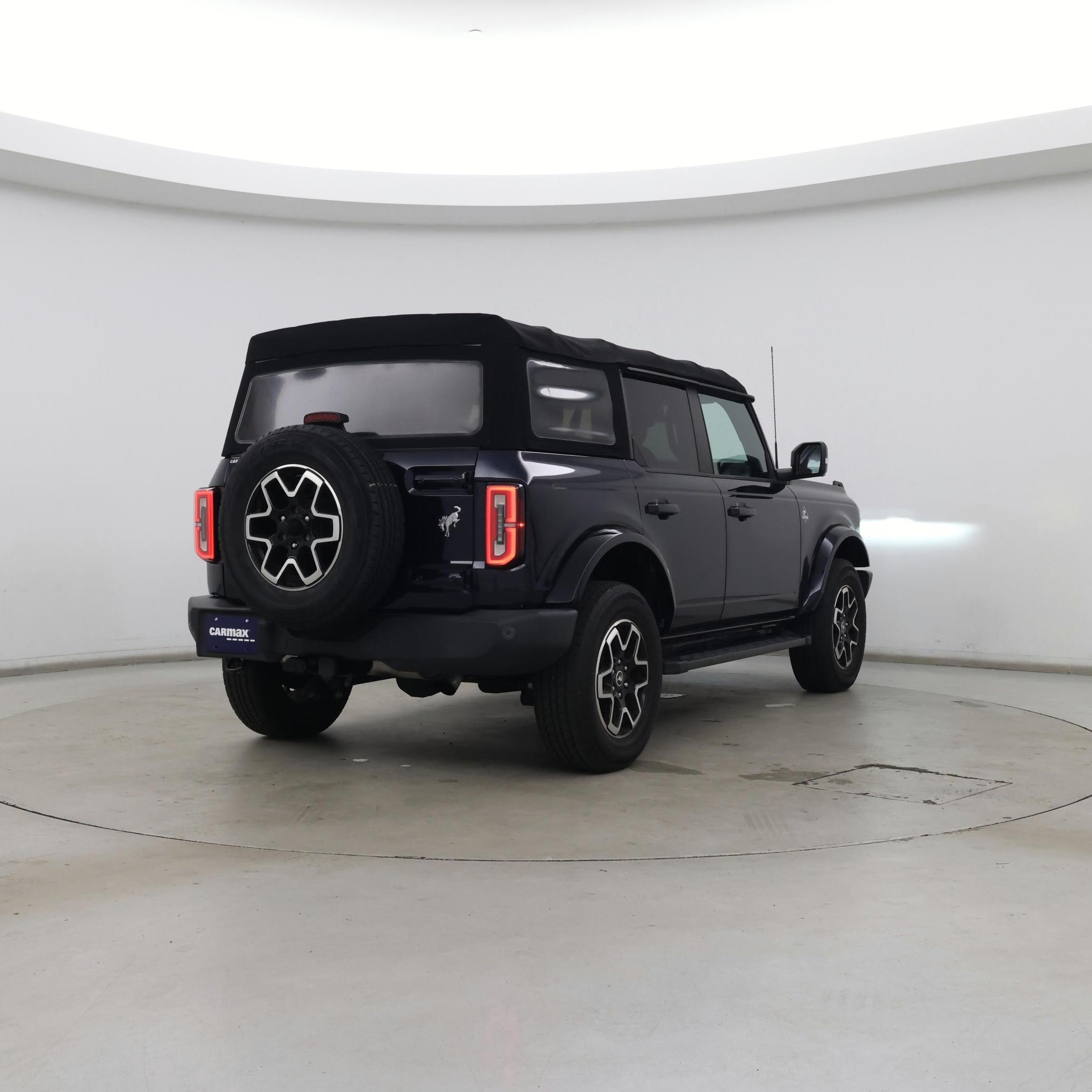 Thumbnail: 2021 Ford Bronco - 8
