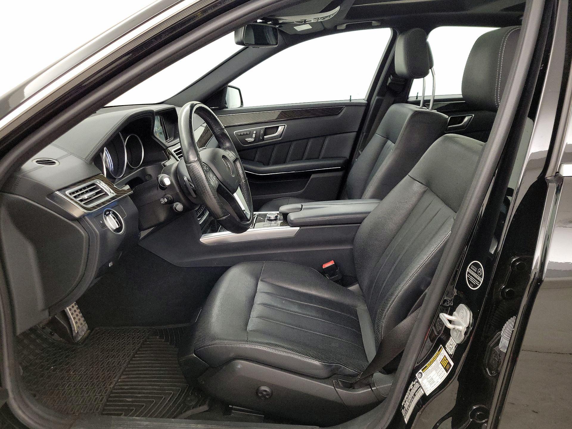 Thumbnail: 2016 Mercedes-Benz E-Class - 11